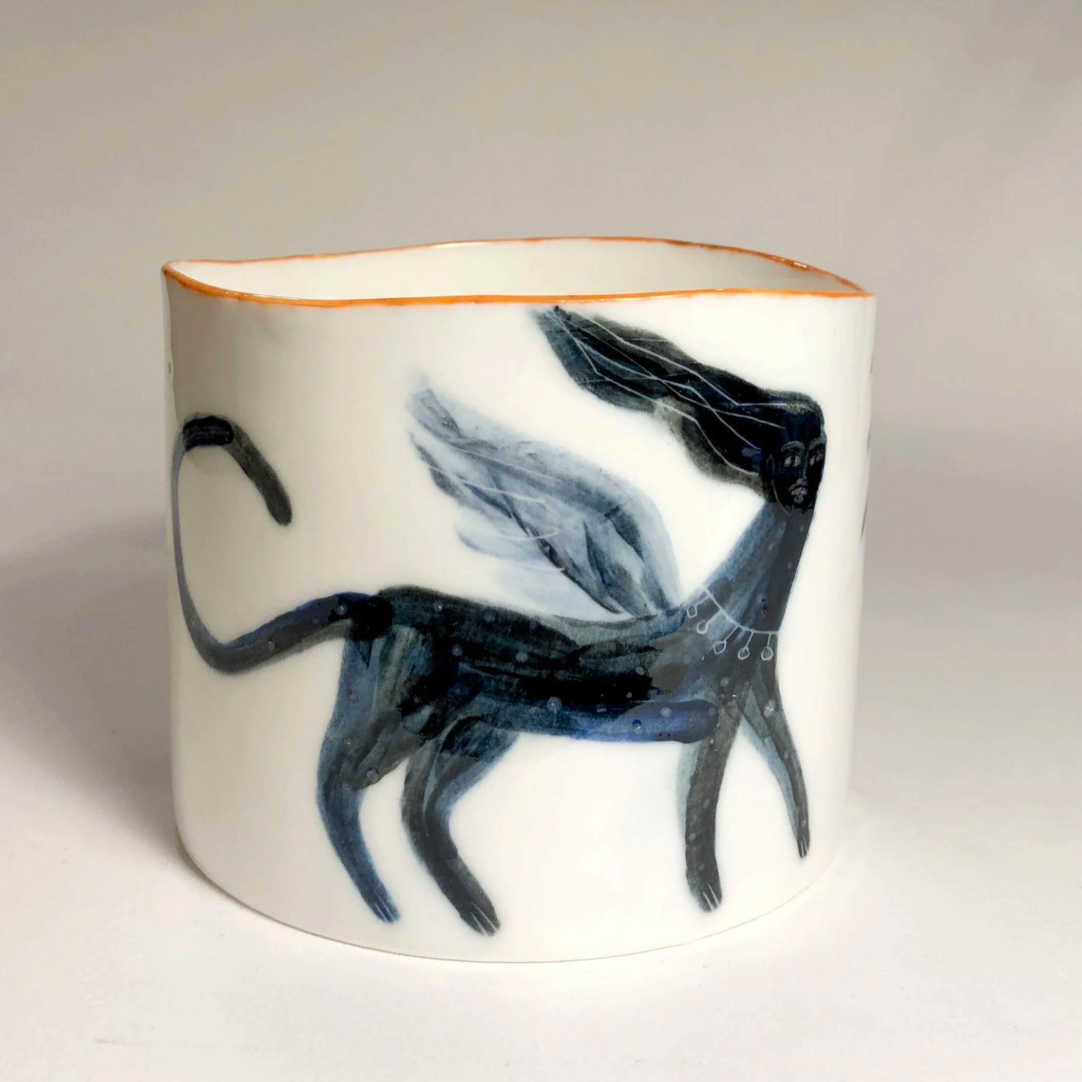 white_porcelaincylinder_biancatschaikner1.png