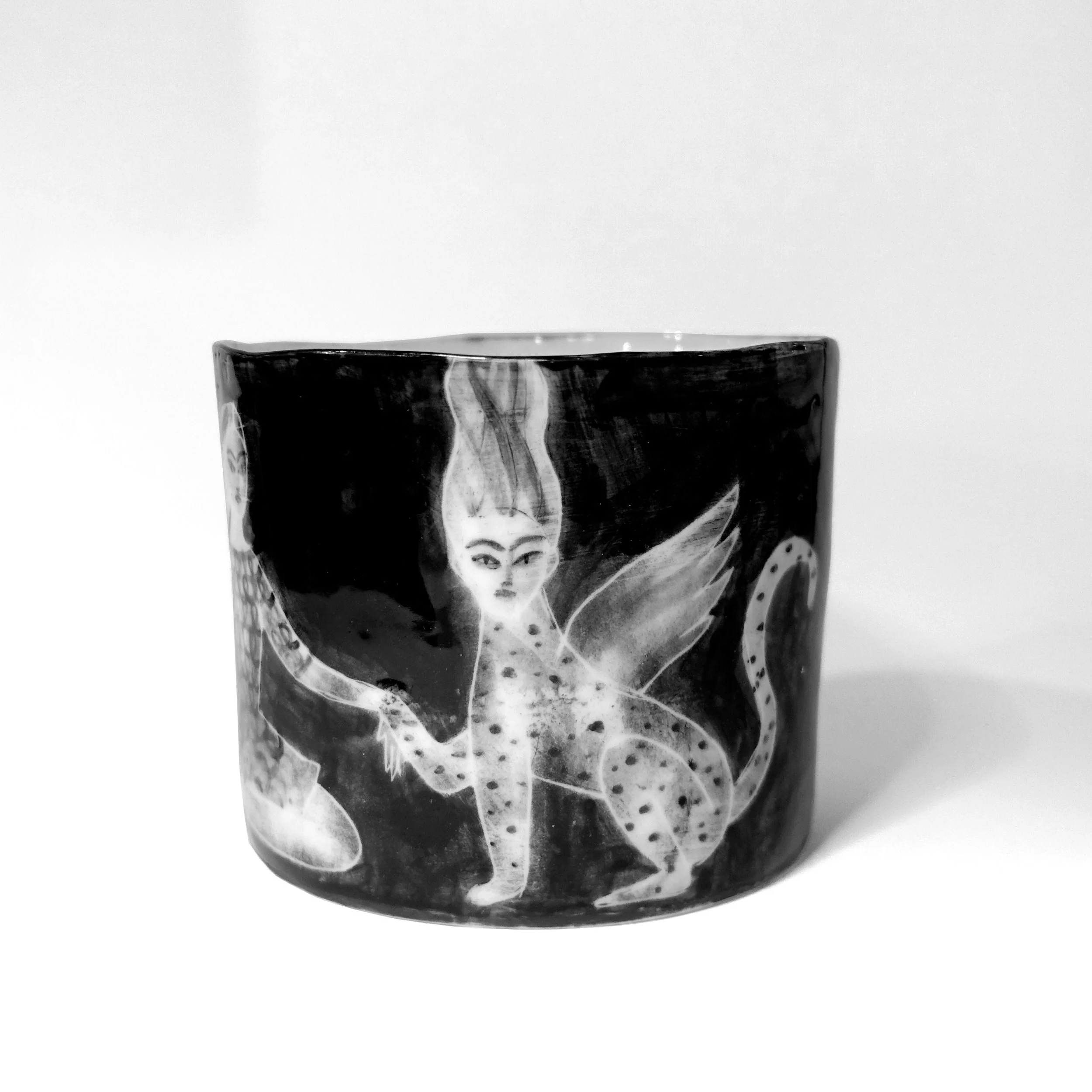 blackporcelaincylinder_biancatschaikner2.jpg