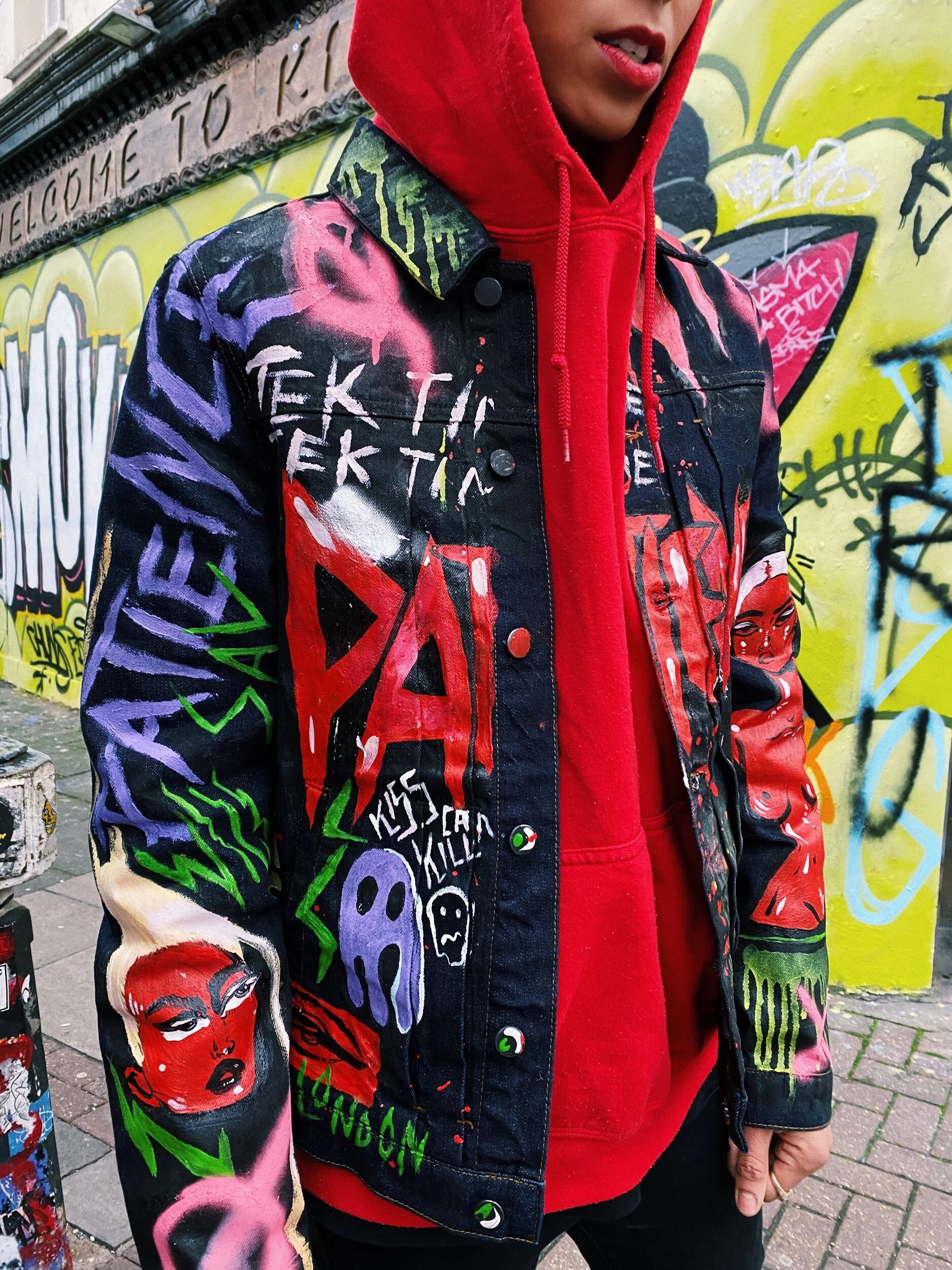 8D96B9B5-261A-44A4-8ECC-435E0979ECFA