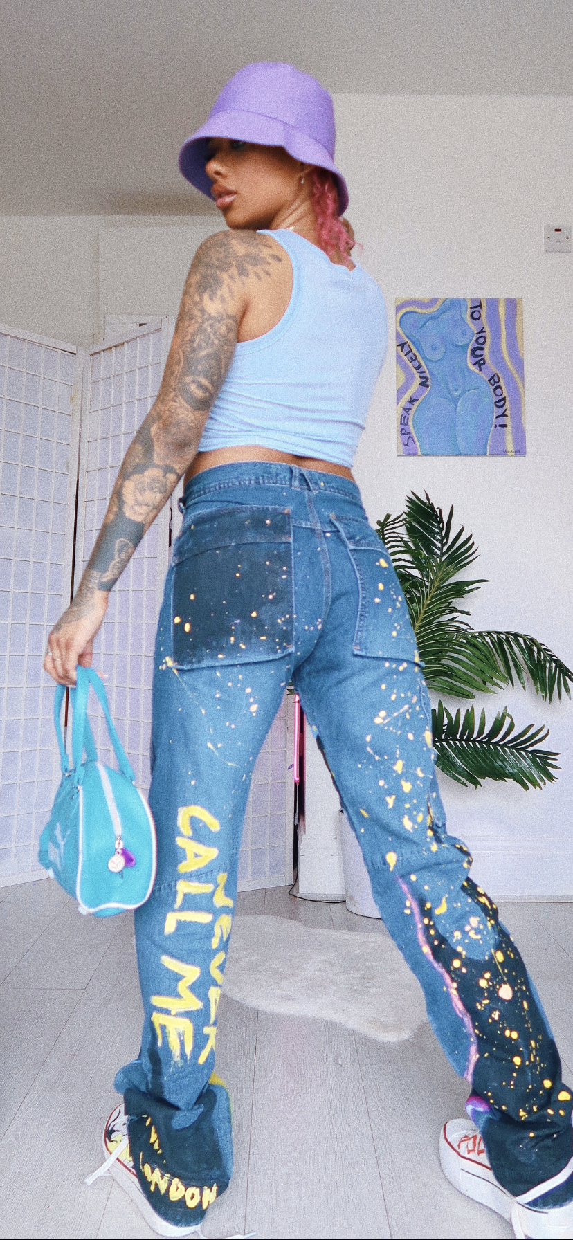 D4FB7FF2-F193-4830-B515-CBA97398FB49