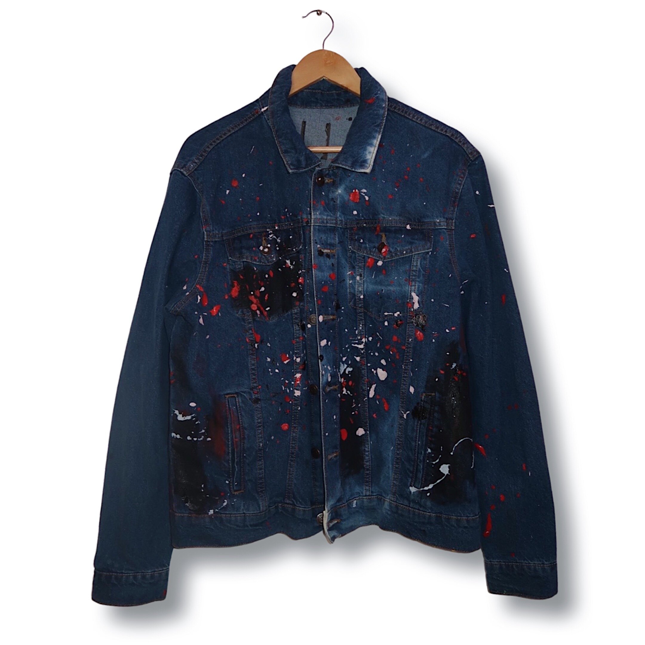 FB9B37DE-C076-4E3A-A27B-02F72F9E05DE