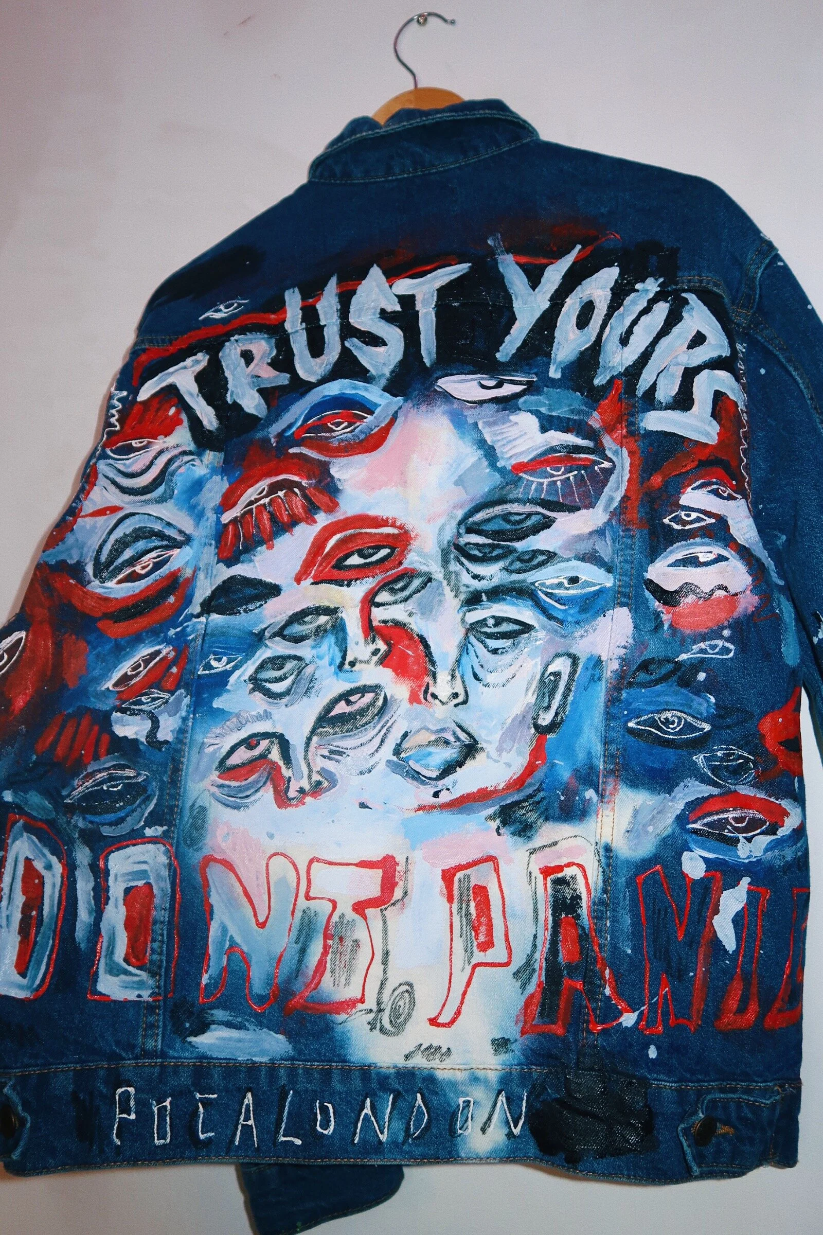 E17618BF-E2EF-4A13-A560-428D0F295B1B