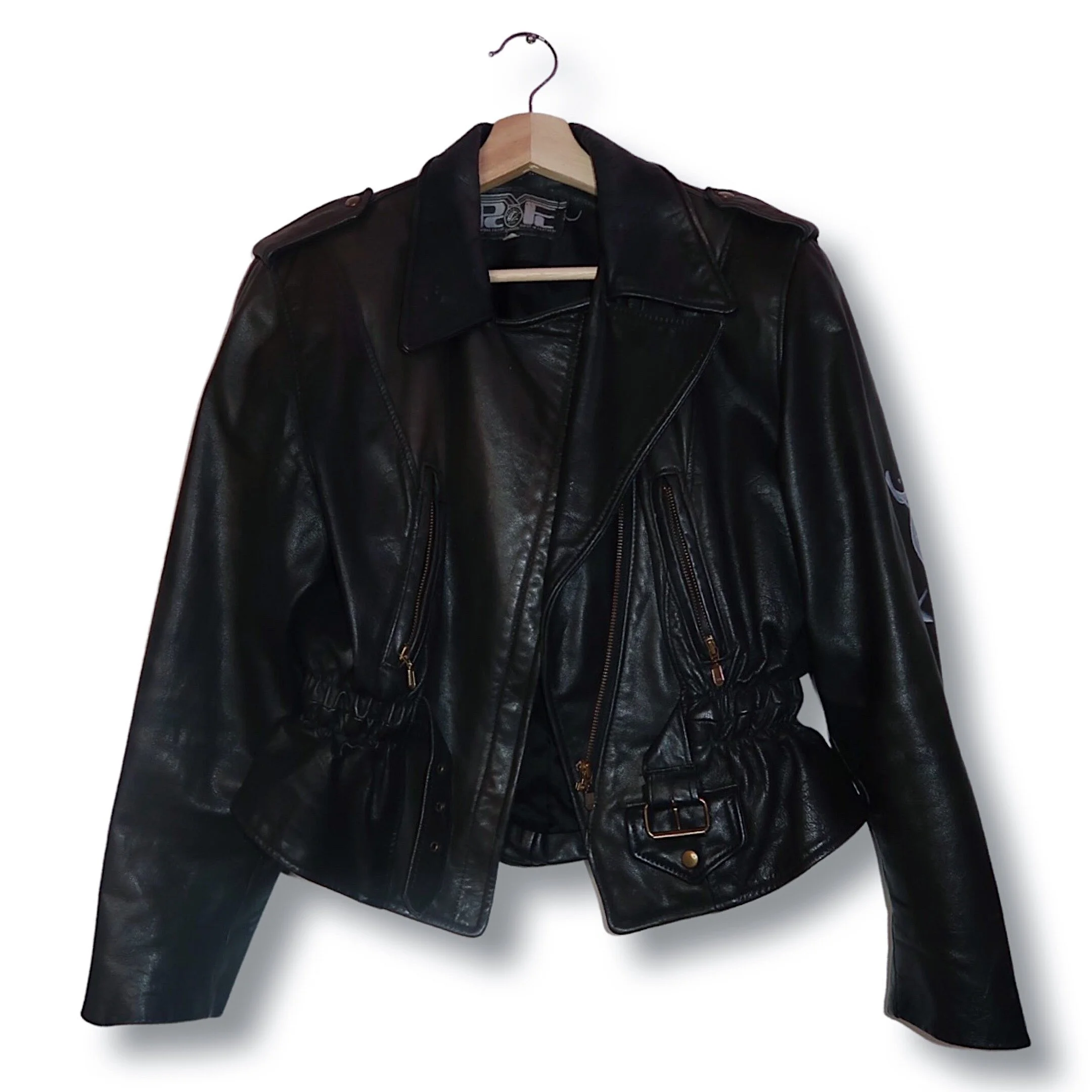 FC923738-0D40-4C94-BF72-8C624FF1B714