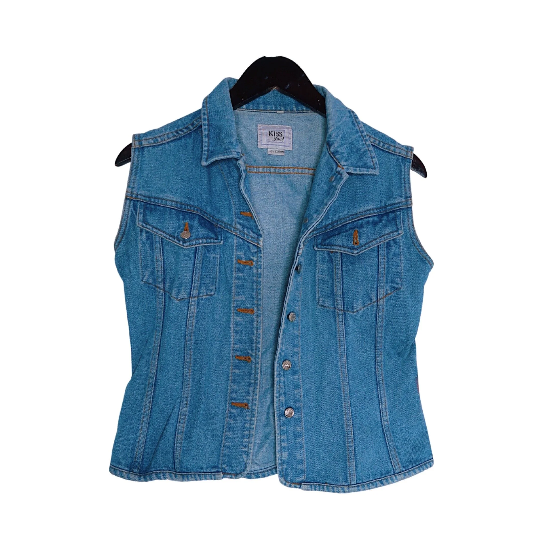 6095899B-42C2-4C0C-A515-637313F73003