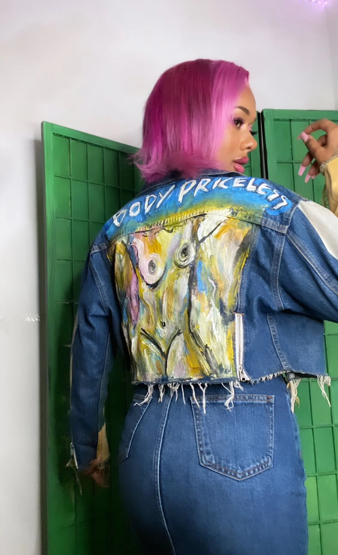 2D56E12B-BE12-47C6-A384-4C49B04FA6B5