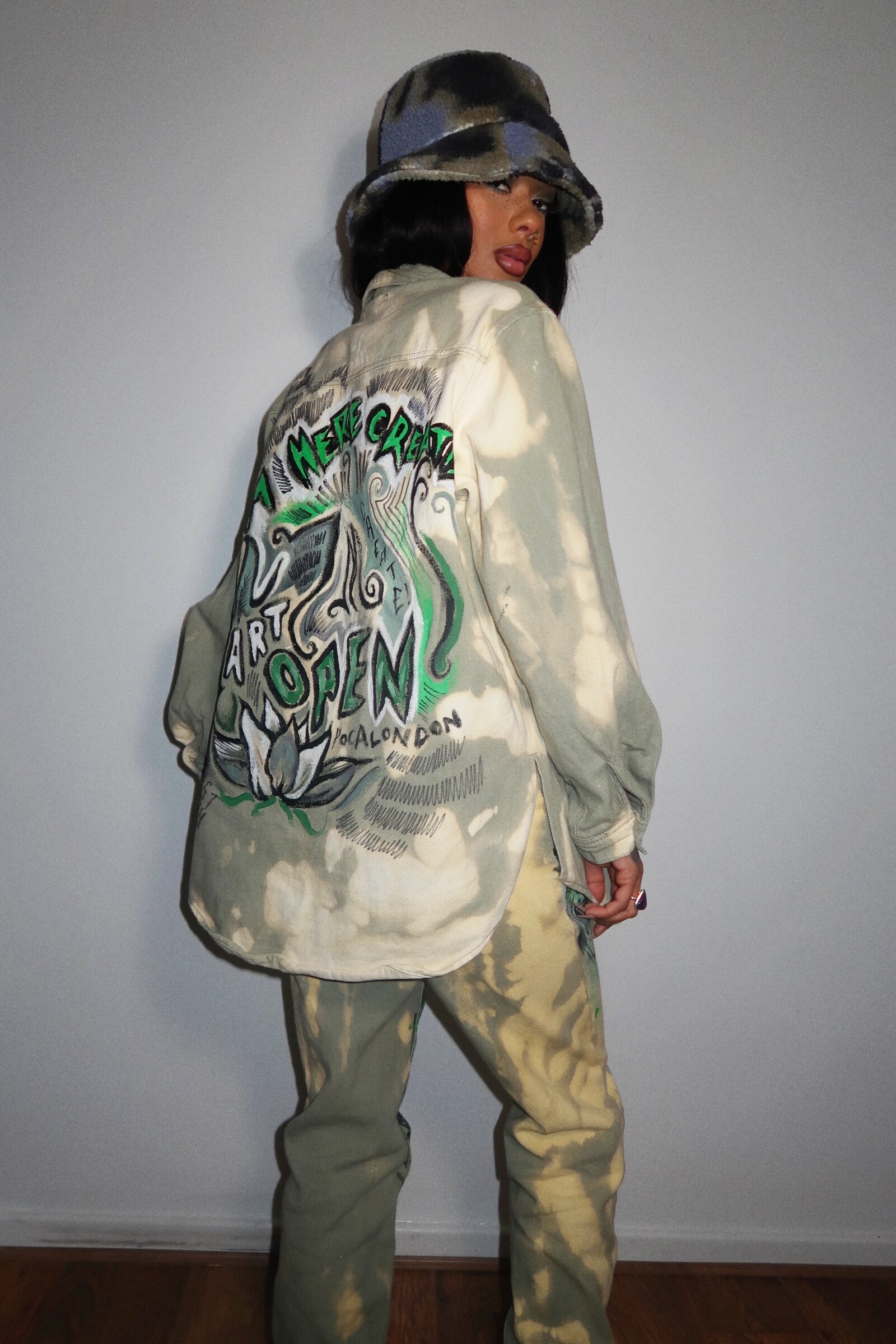 07926DBC-90F3-48E2-939A-DCB16EFC87EC