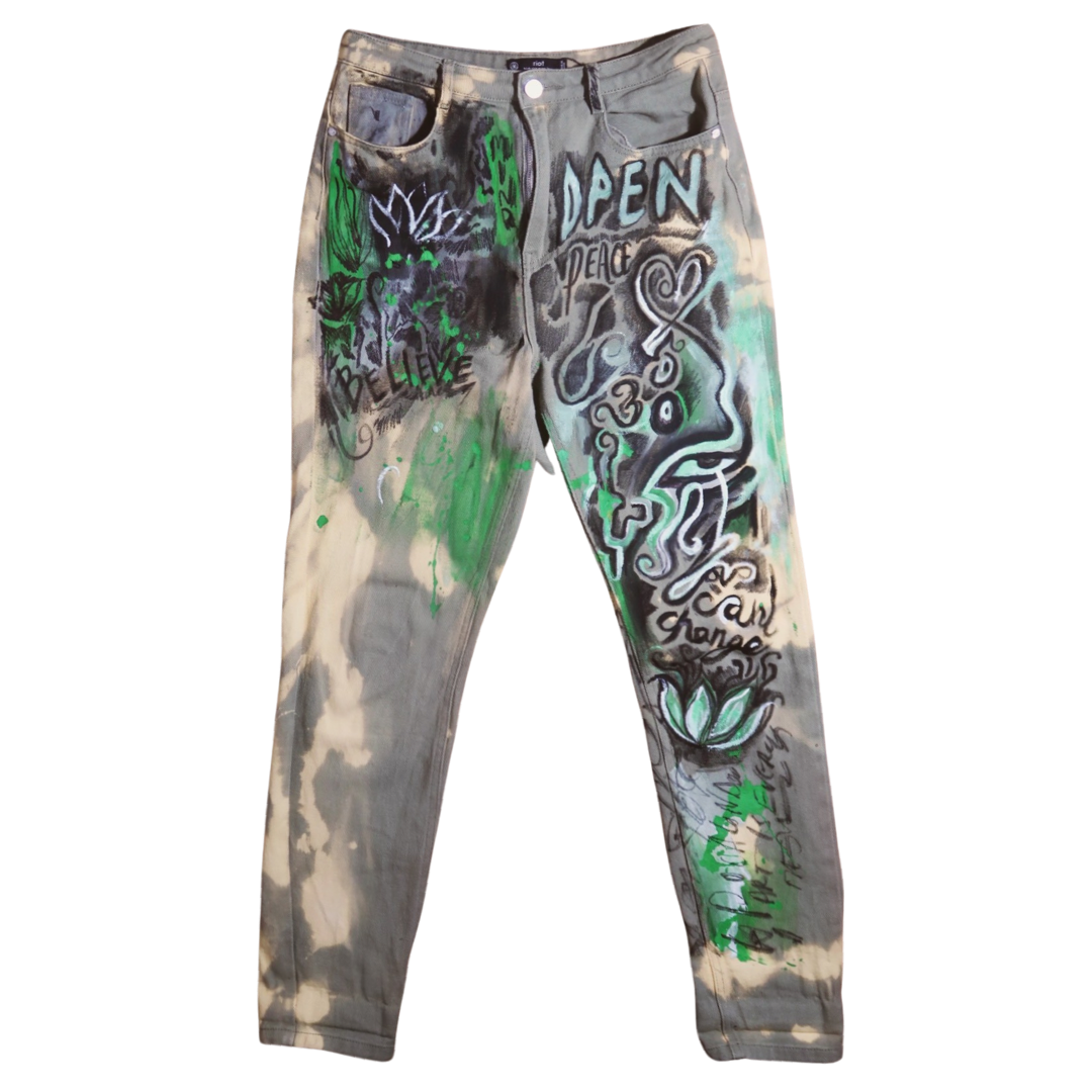 B797D7EB-8000-4081-91EC-7034B77853CF