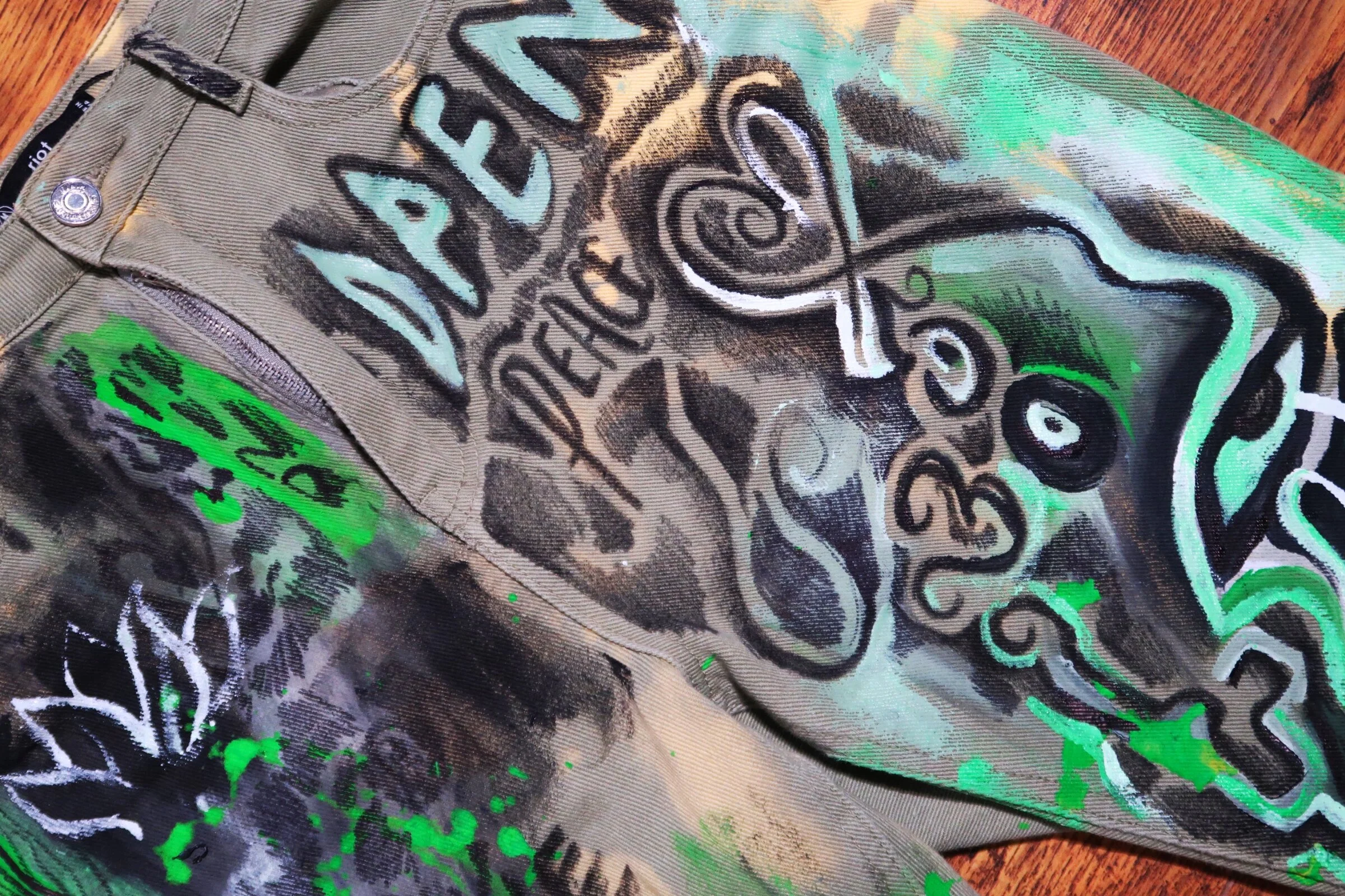 B29A1581-122A-426B-BC4D-EA02AF26067F