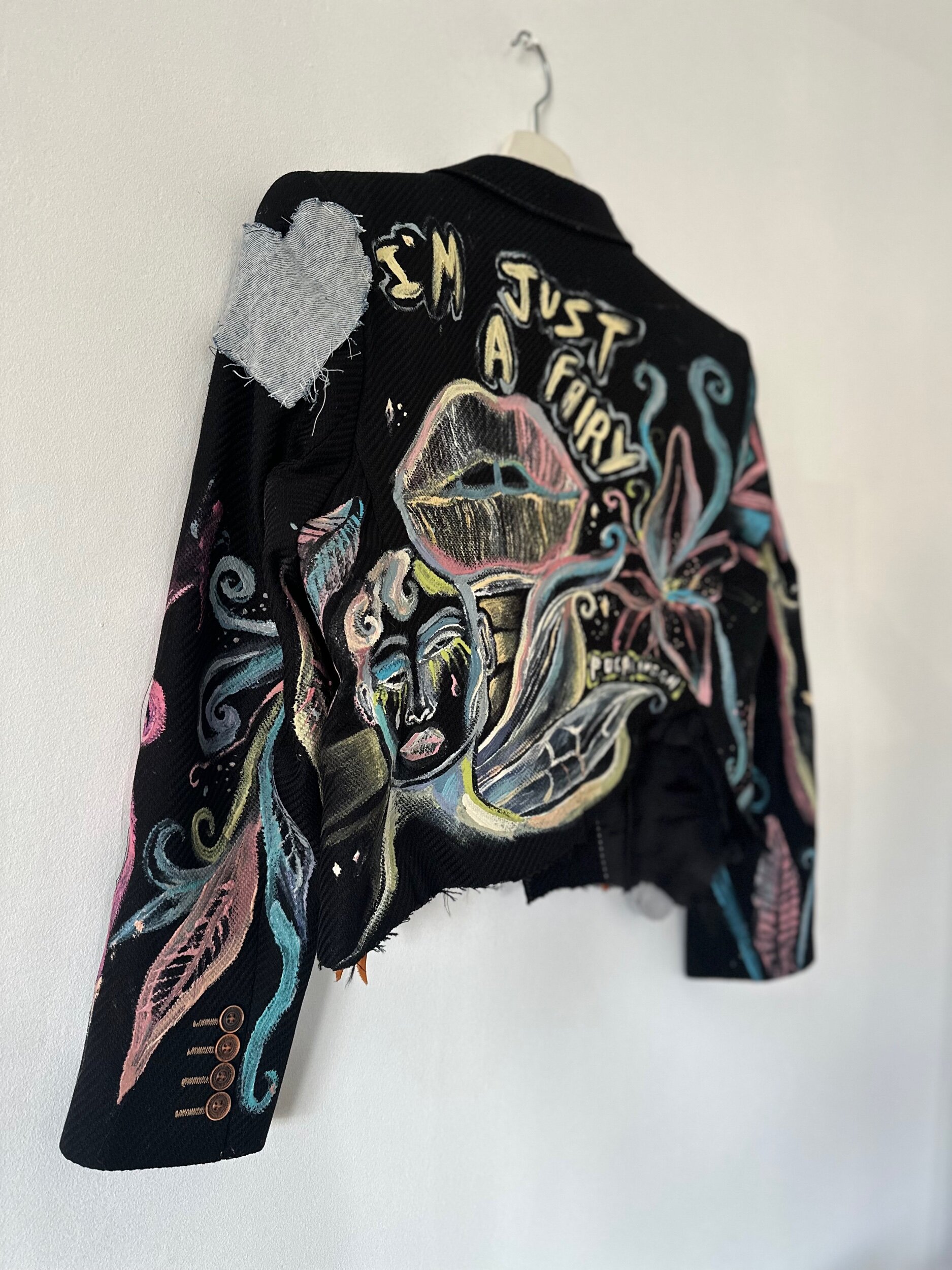 A9A53E14-9B1F-49F0-BA97-3057C320CA36