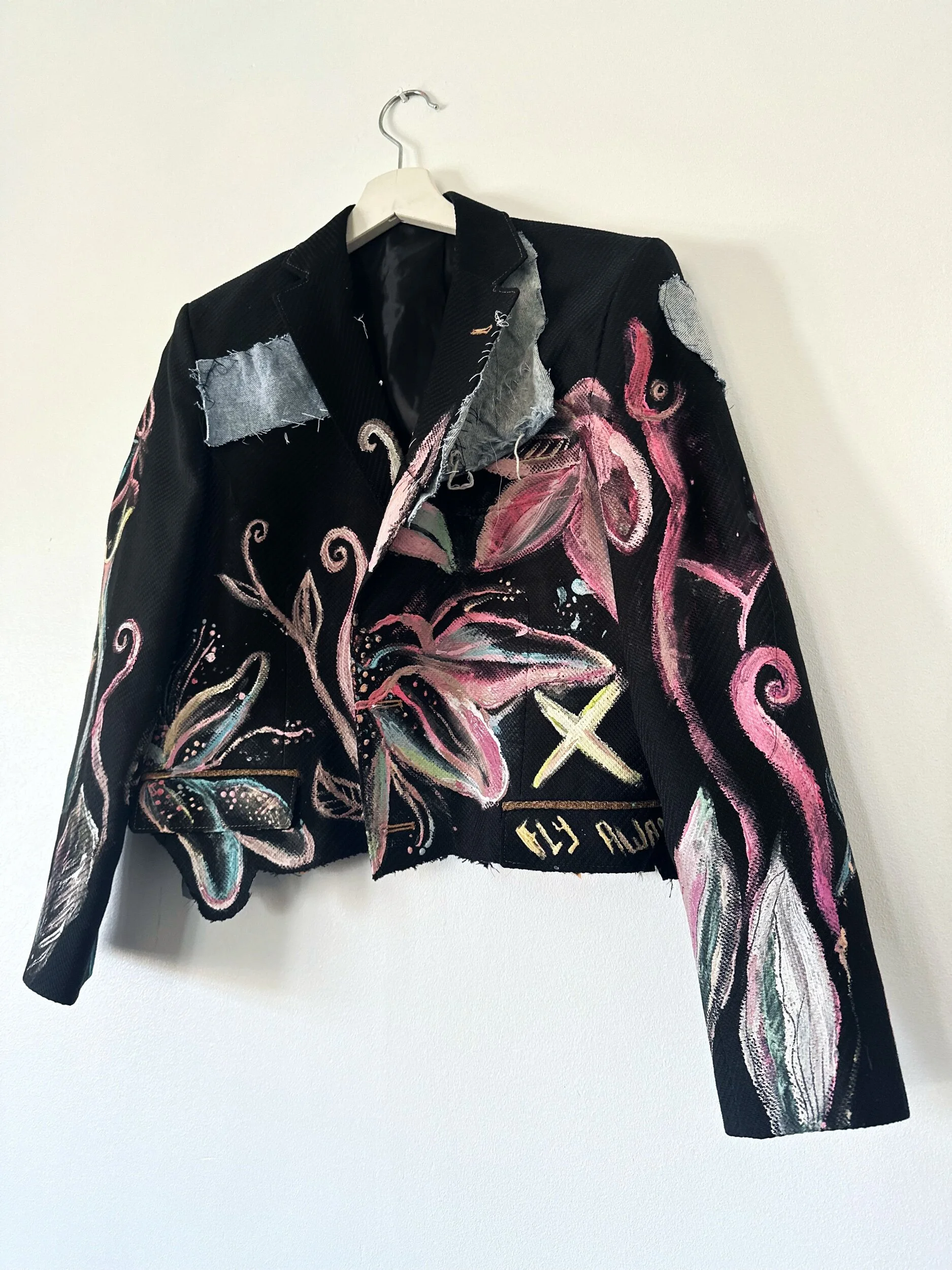 2FABDD5A-06E6-44DA-B406-B4FC2E081822