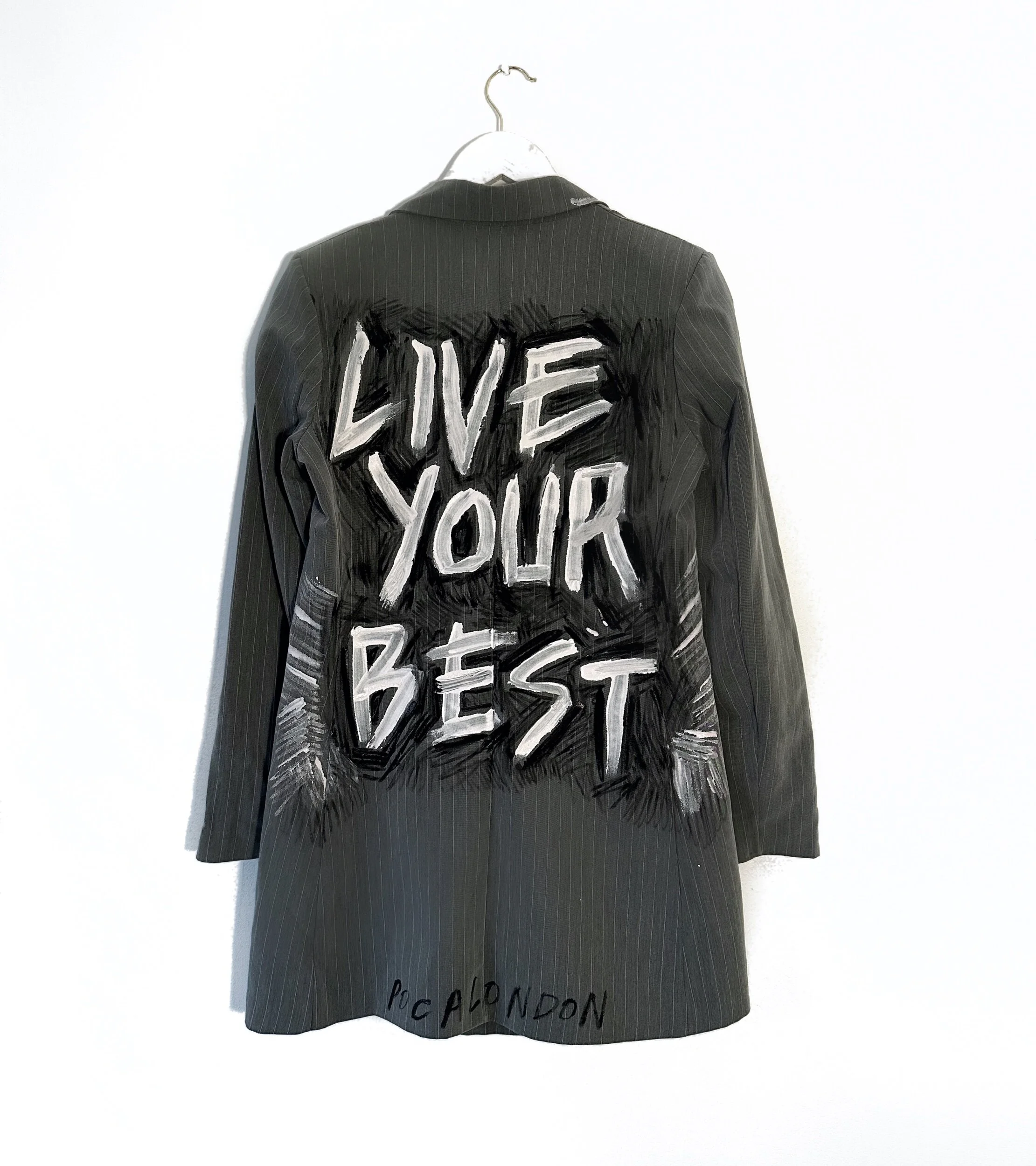 668B1D72-3A5A-4A3B-9C49-D458E7228E50