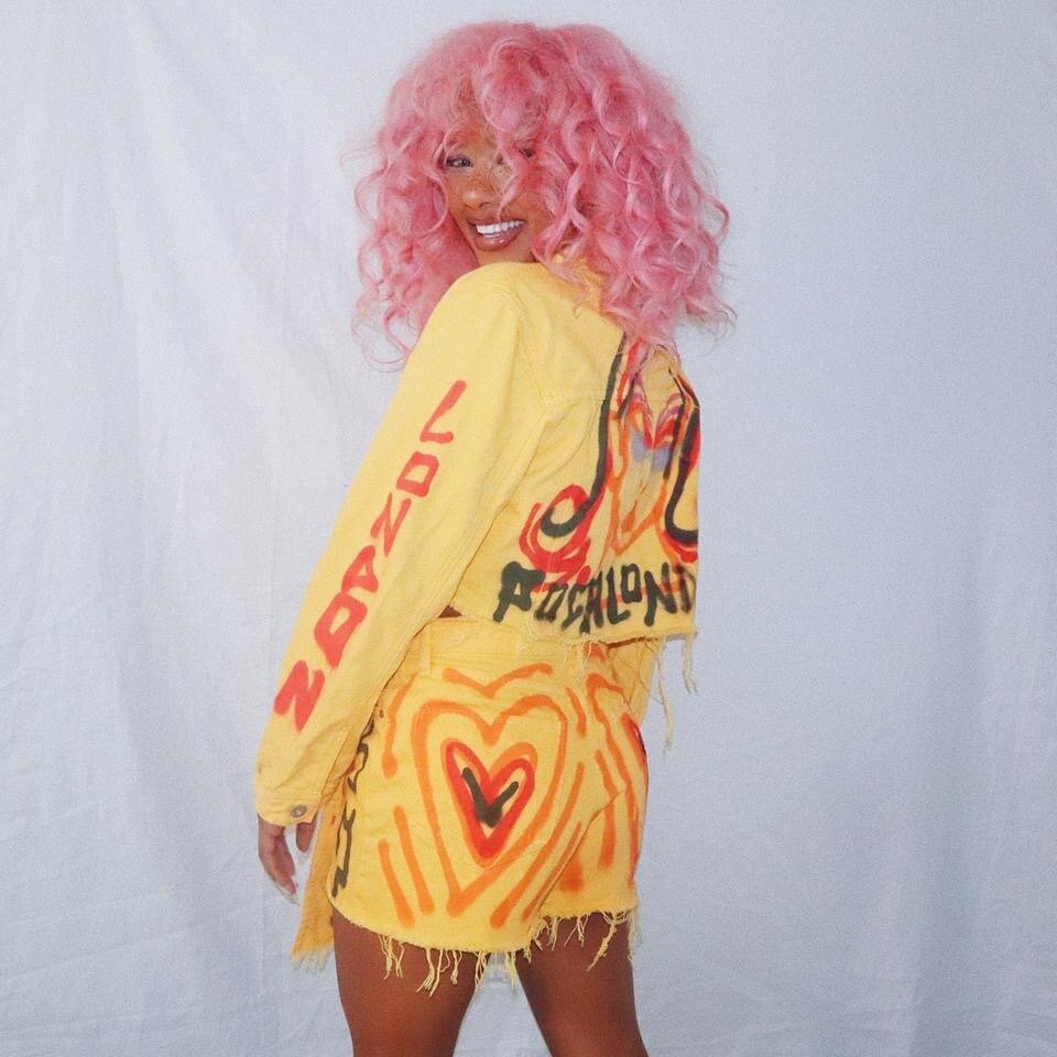 6ECBA9D1-6456-4F39-ADE7-C8193C59D0D2