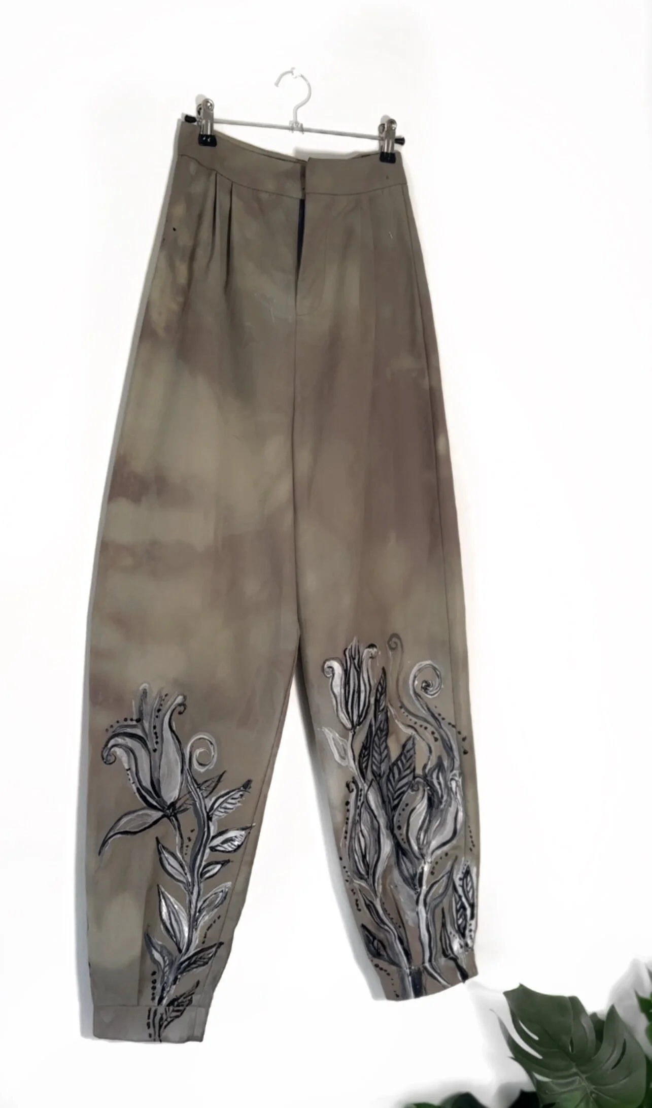 020BE0D4-FB9A-48BD-B107-CEA2A4246AA1