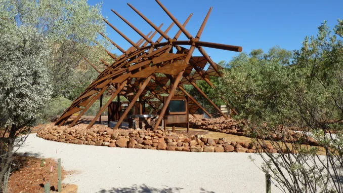 Information shelter at Kings Canyon National Park – a collaborative creation by Tangentyere Design and the traditional owners of Watarrka (Kings Canyon). The shelter’s design is based on a Tjilkamata (echidna) story - "a children’s story about food”.