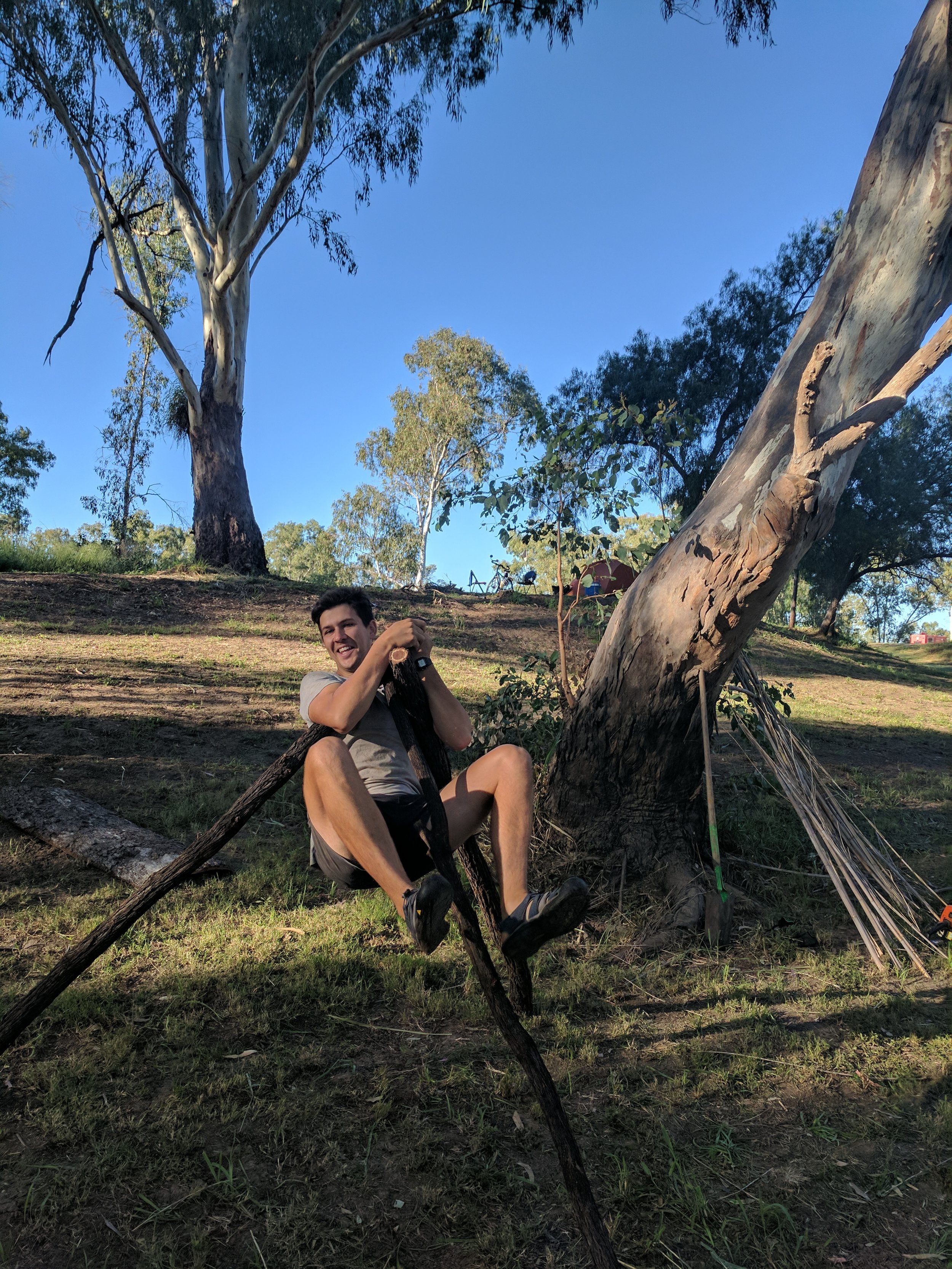 Gunyah Structure