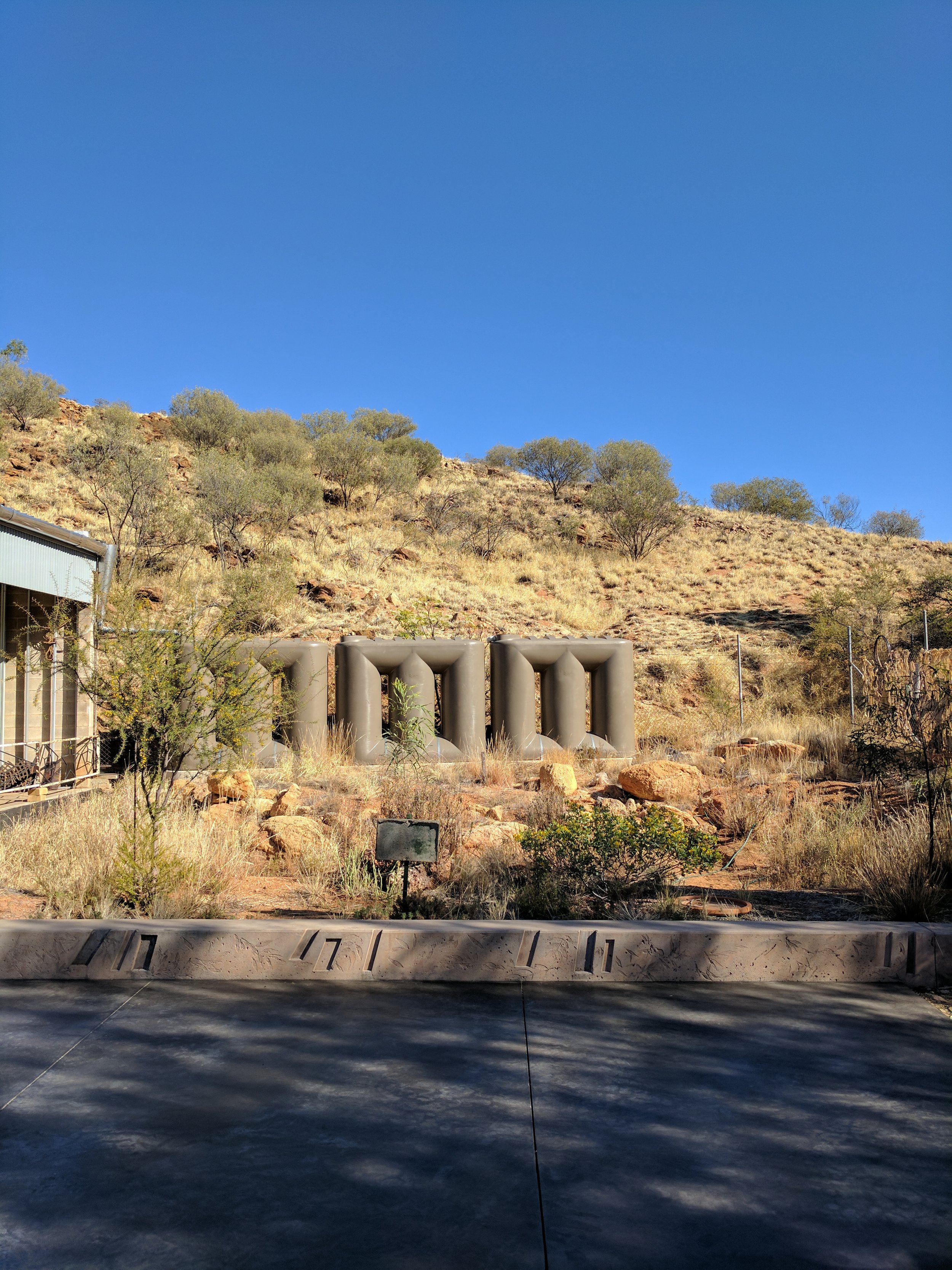 8 Hele Cres - back side