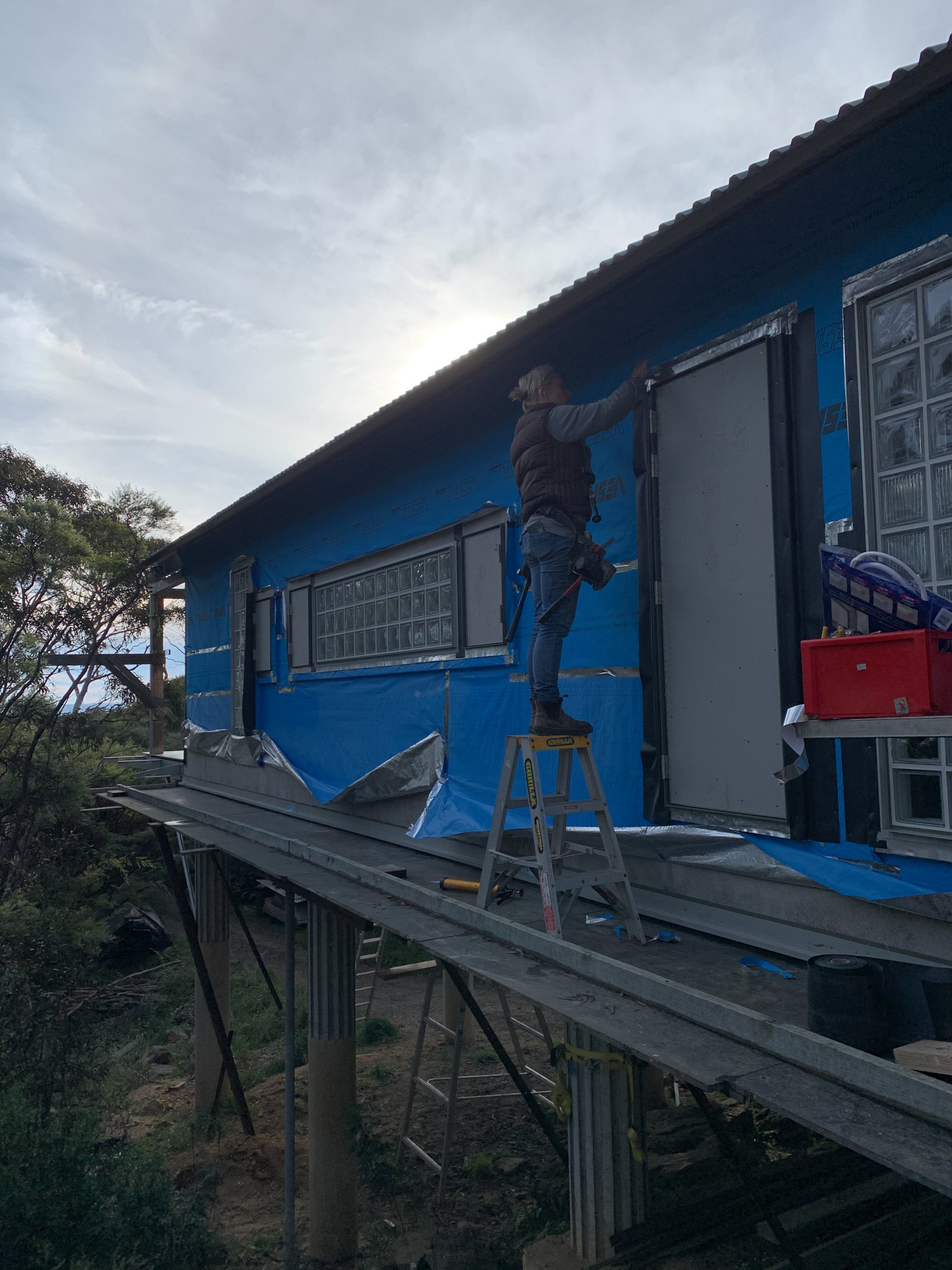 starting cladding to south