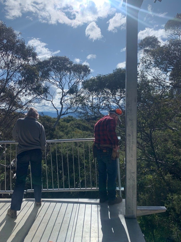 West balustrade goes in!