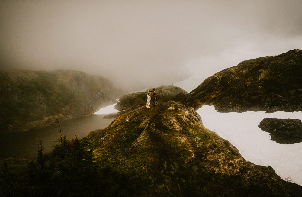 @layersphoto_alaska_twirl.gif