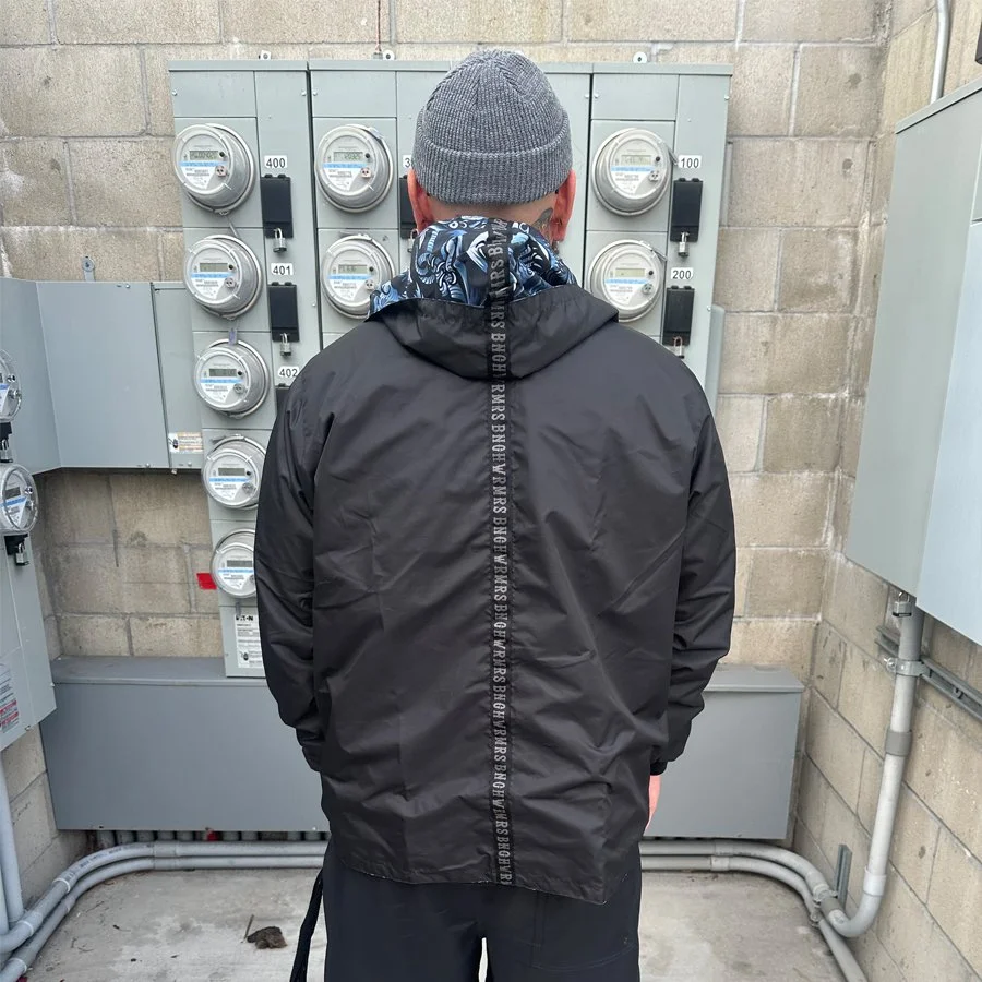 Jacket_0008_Backblack.jpg