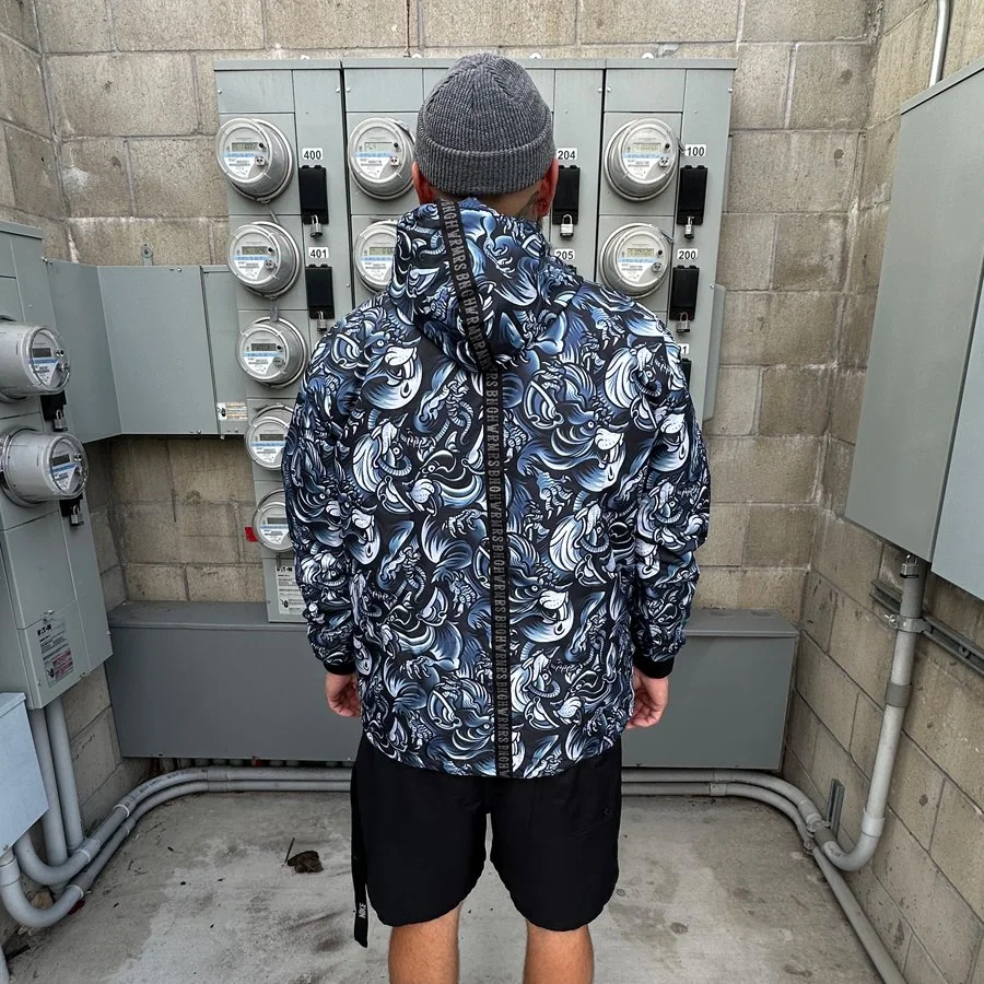 Jacket_0004_PatternBackHoodie.jpg