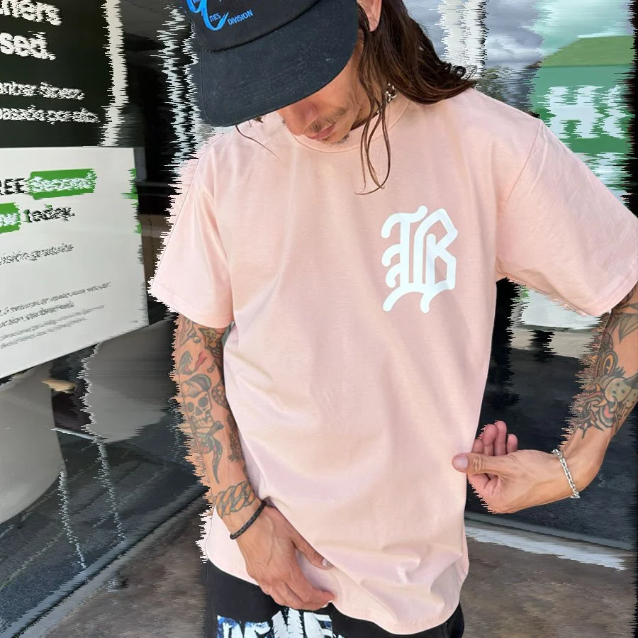 Murder Hornets Tee - PINK