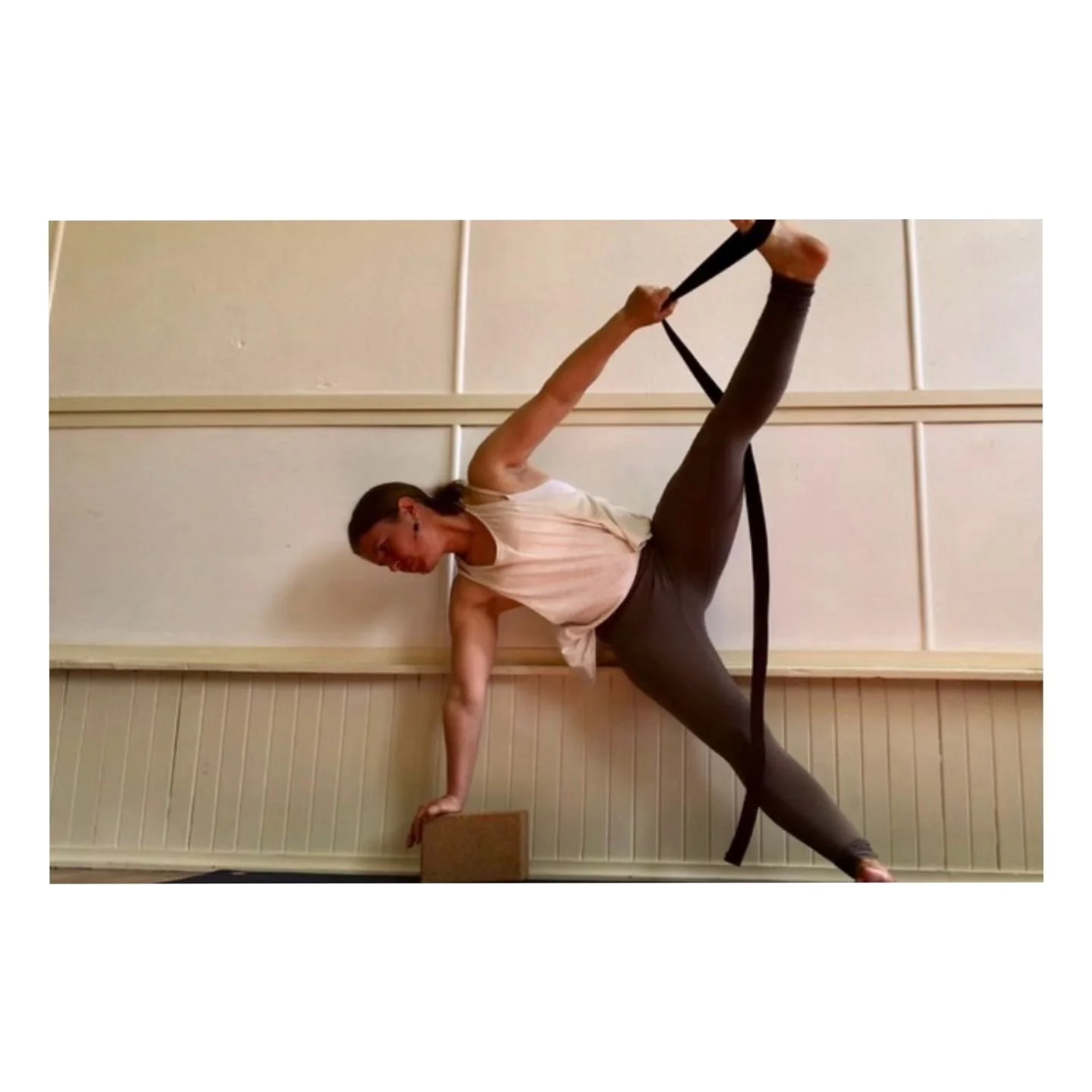 Our lovely teacher&nbsp;Kylie Bailey&nbsp;is teaching her last online class, at FWY, on Mon 26 Aug. 
_______________________________

Mon 26 Aug:
Online&nbsp;with&nbsp;Kylie Bailey
09h30 - 11h00
meeting ID:&nbsp;860 2316 2698
All welcome
____________