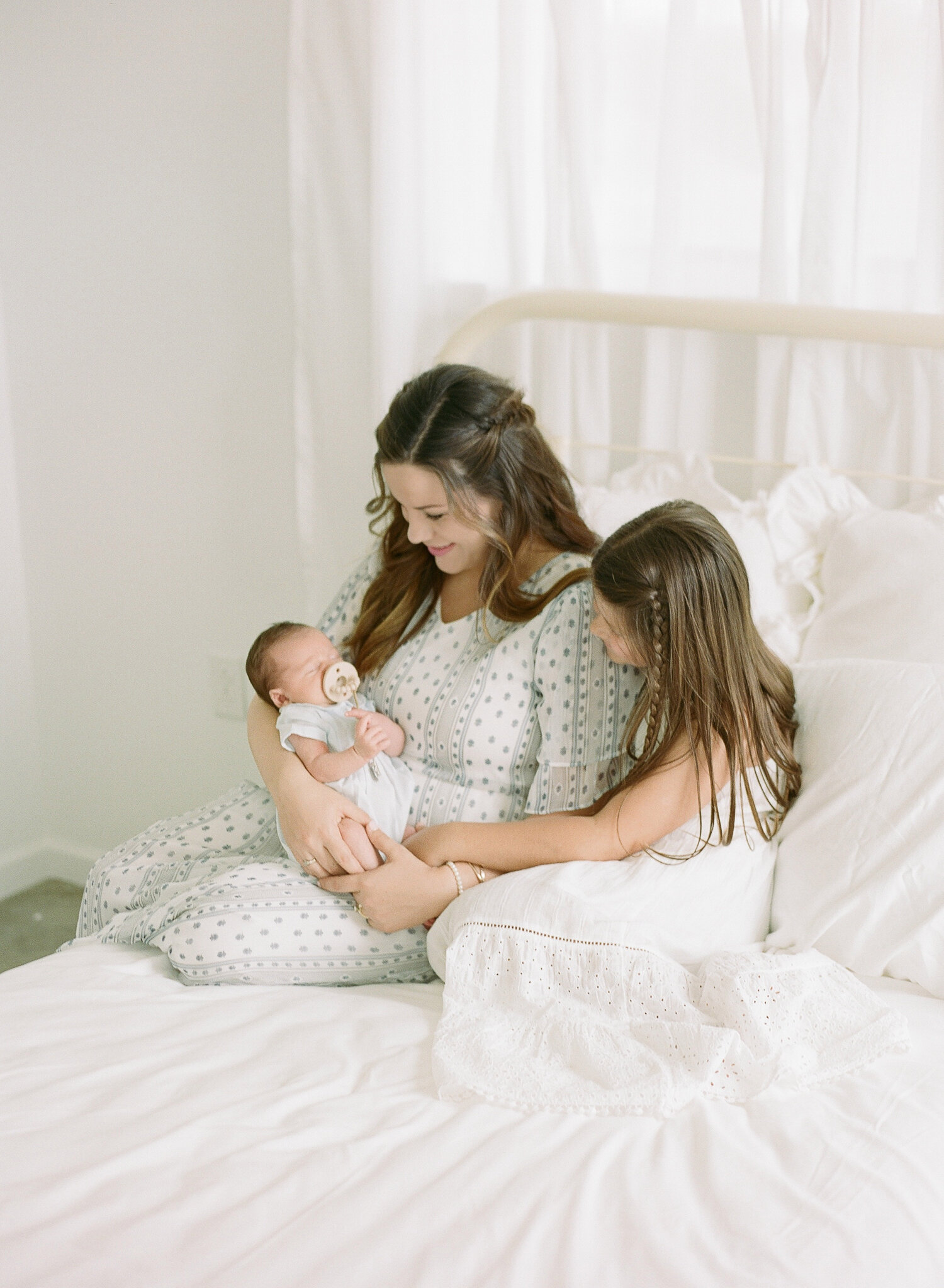 Hailie Motherhood Session Film-40.jpg