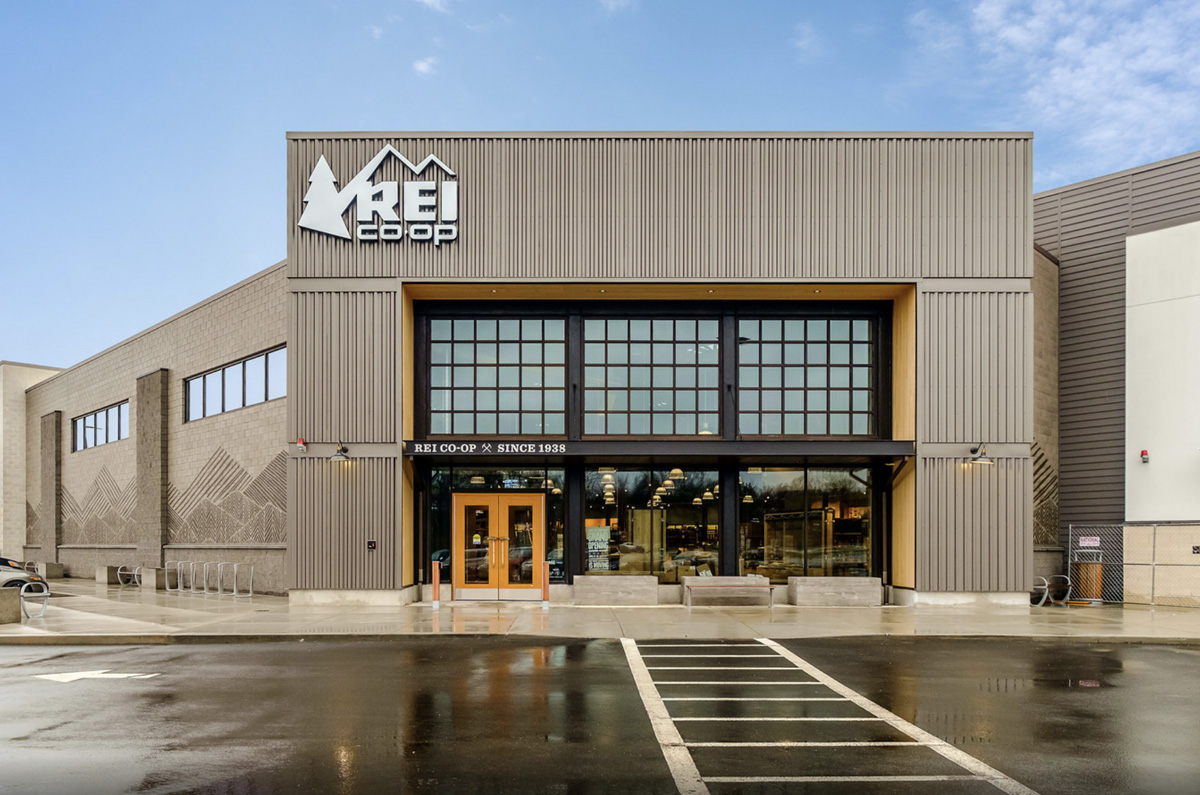 REI - West Hartford, CT