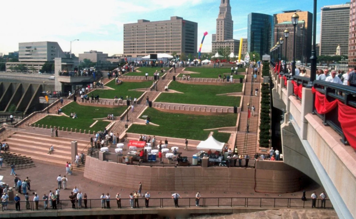 Mortensen Riverfront Plaza - Hartford, CT
