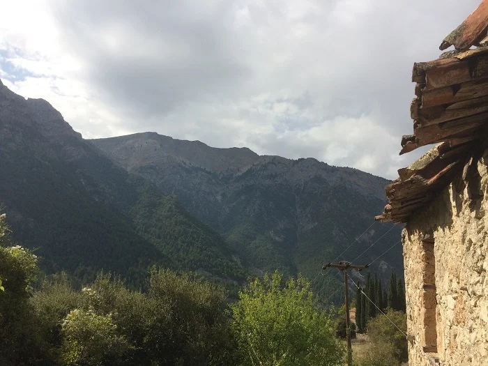 Grandfathers mountain and cottage (Kalivi)