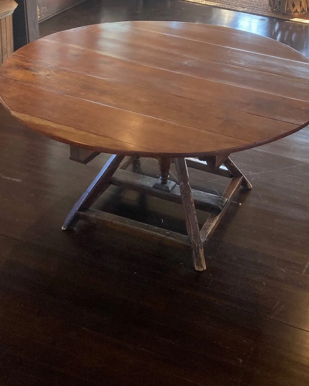 #vintage #pine #pedestal #table #design #umbrella legs #patina #decoration #interiors  60&rdquo; dining table DM for details