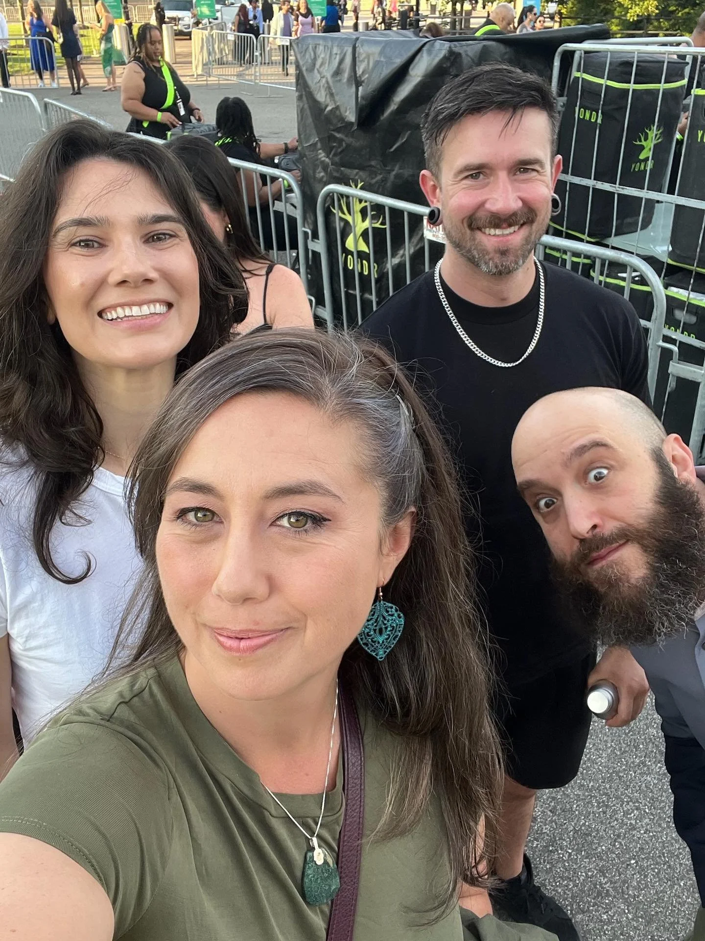 Gridworthy trip. Look&hellip;you could be the baddest solo artist, solo contributor in the world, but to achieve SCALE, you 👏🏼need 👏🏼a👏🏼team. I am so lucky to have a team of incredible multi-disciplinary creative people to work with. The sheer 