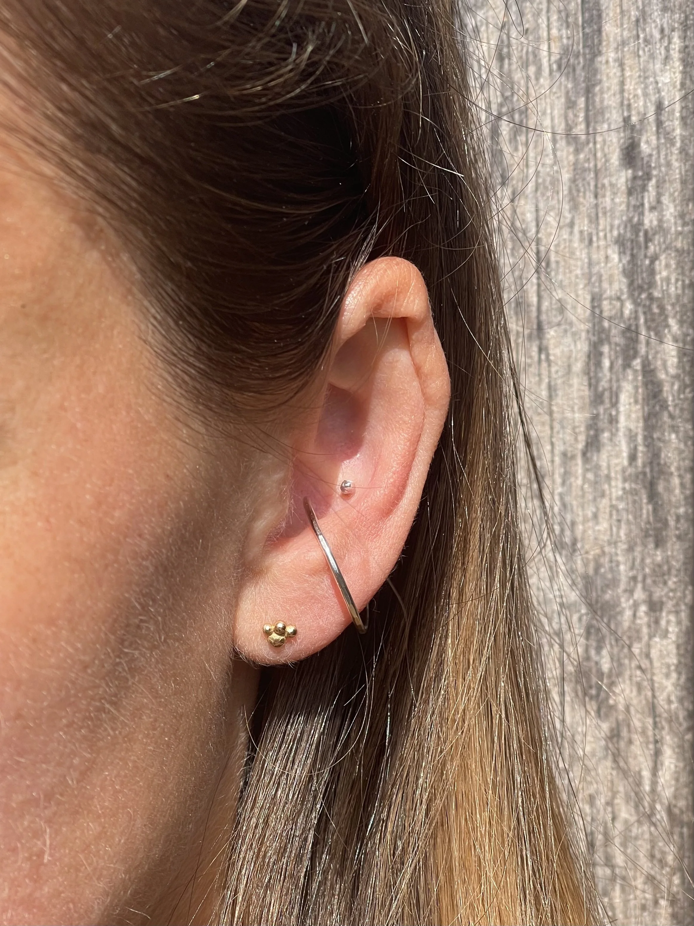 Shiny Twist Conch Earring - Large Recycled Silver Hoop