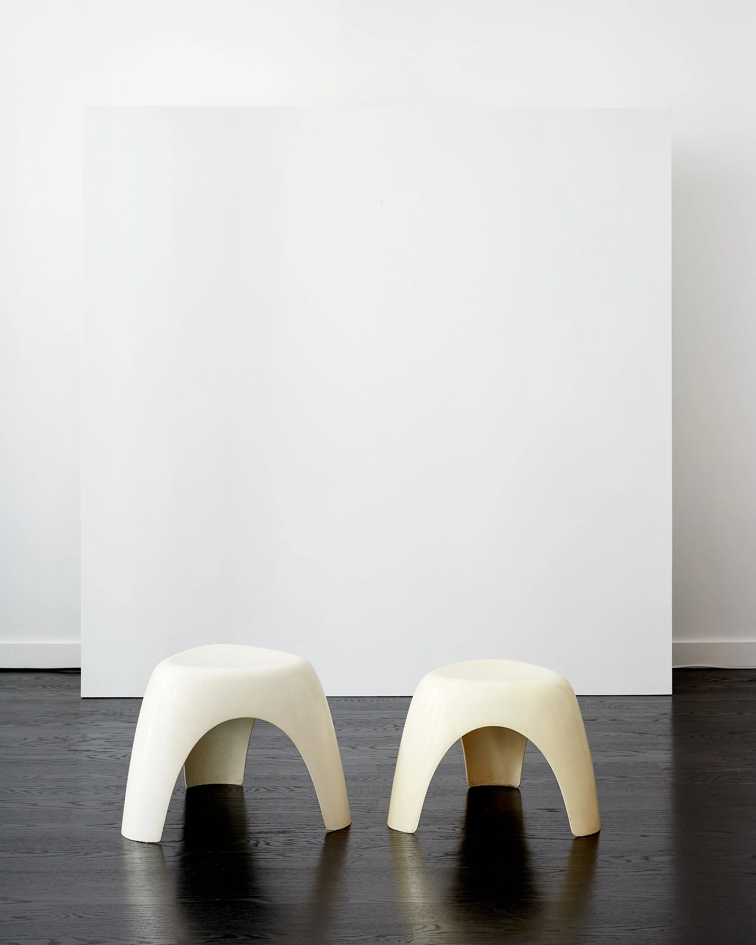Sori_Yanagi_Ivory_Elephant_Stools_Kotobuki 2.jpg