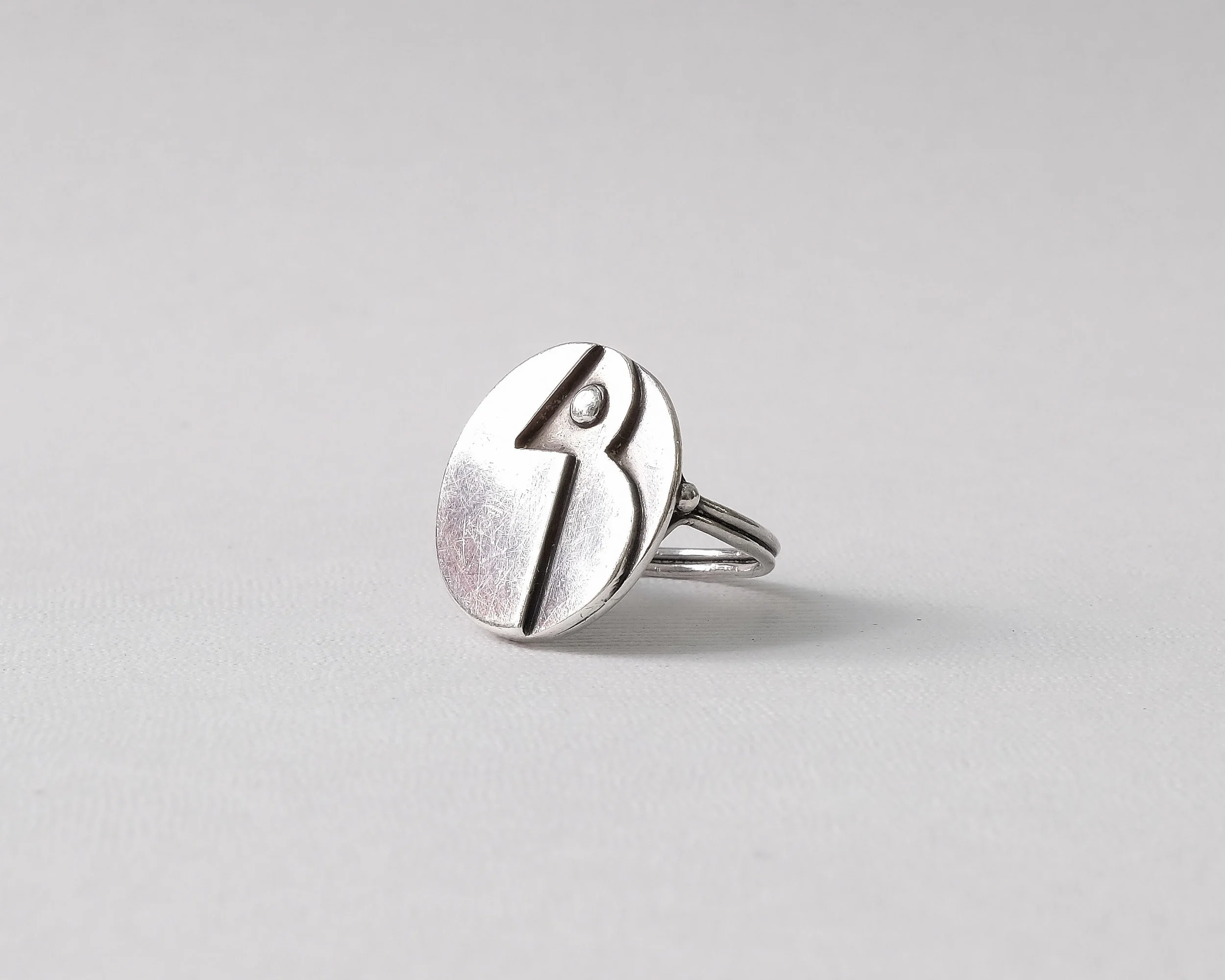 R_Art Deco Silver Geometric Circular Ring 1.jpg