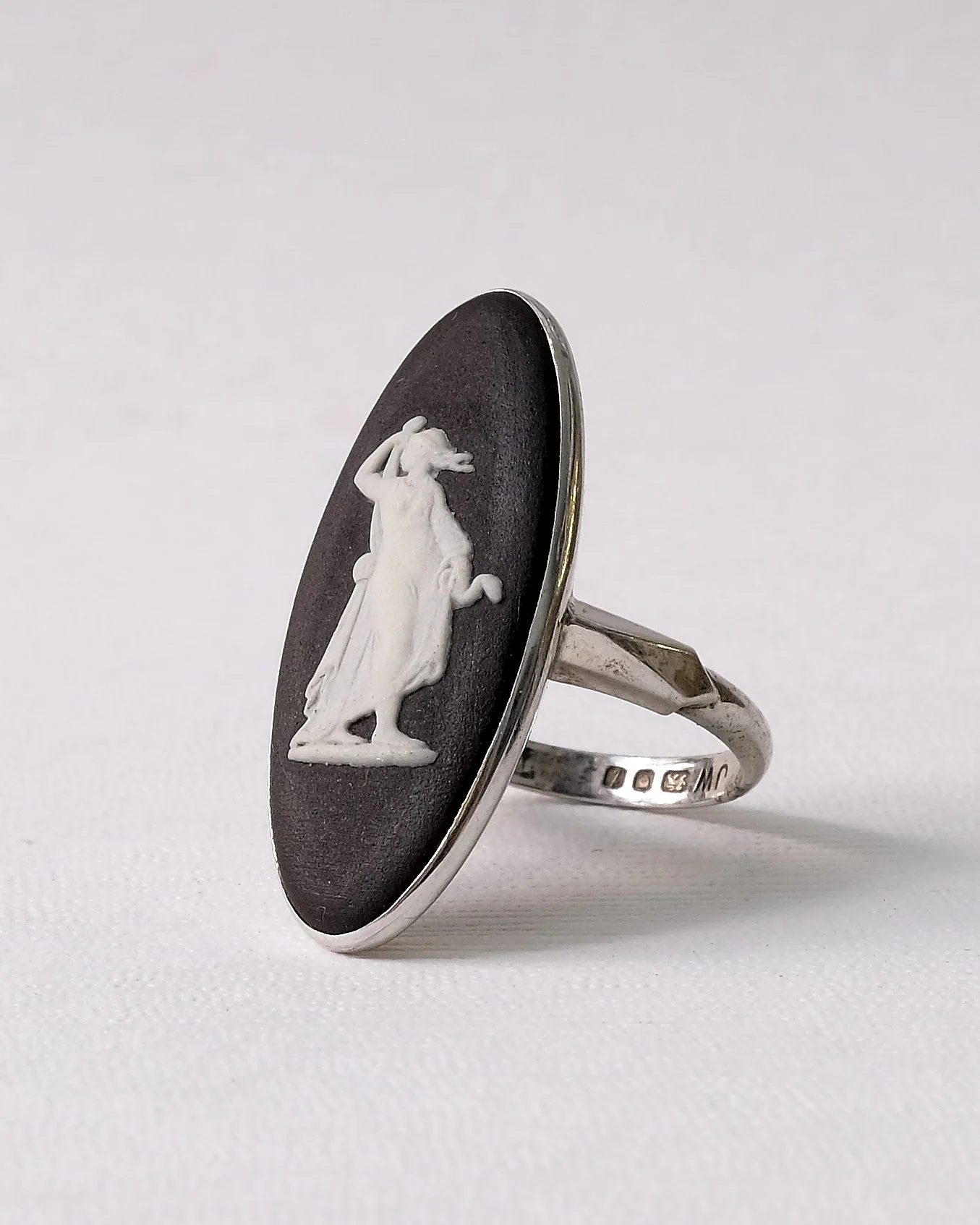 R_Wedgwood Jasperware Cameo Ring 1.jpg