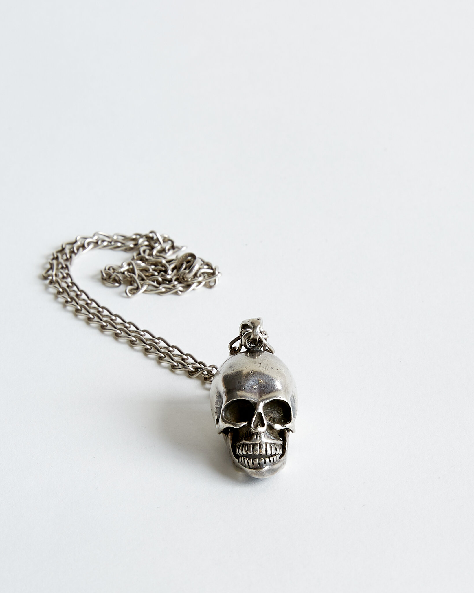 1920/'s length charm necklace