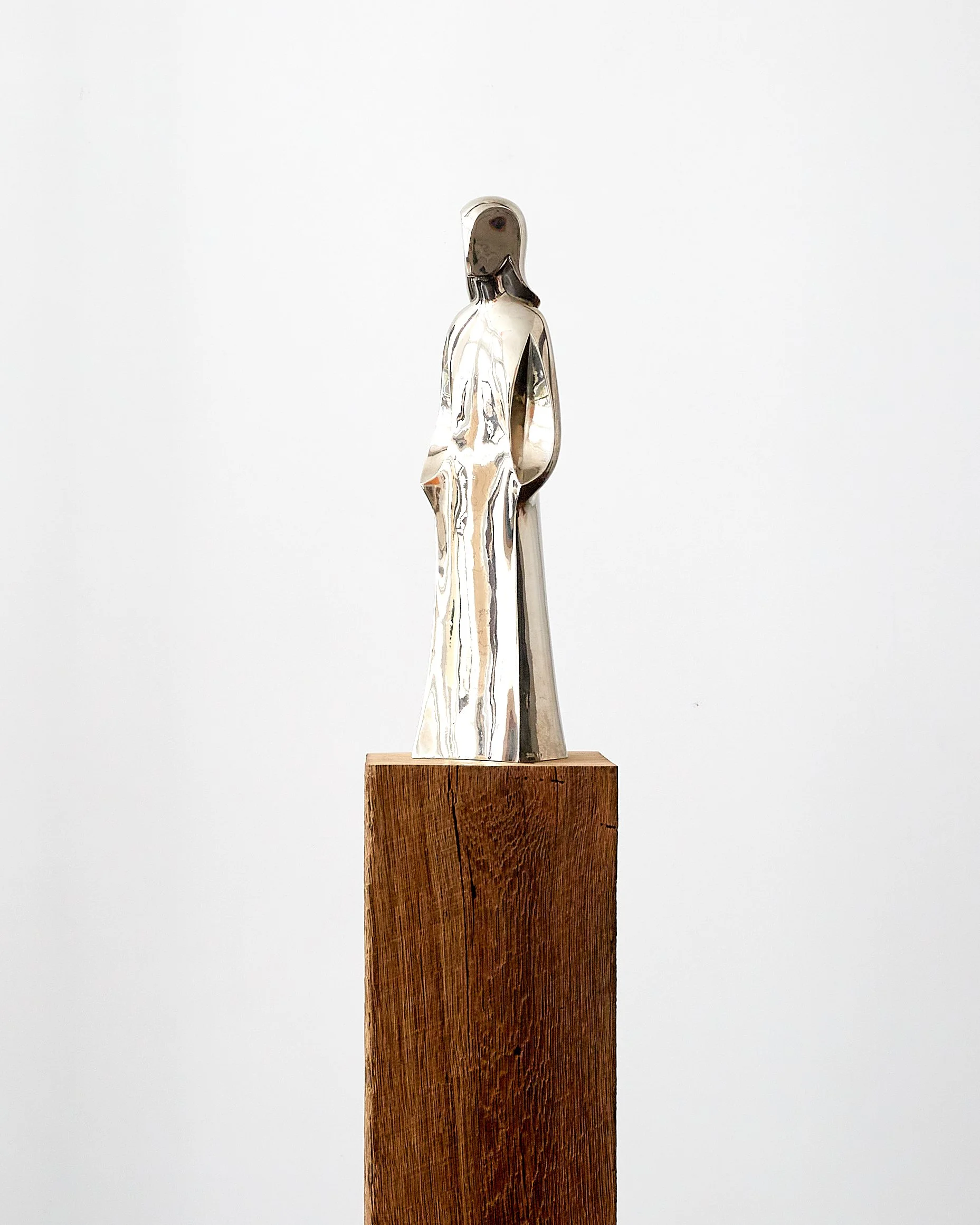 ricardo_scarpa_moderist_silvered_bronze_sculpture_of_woman_1970 5.jpg
