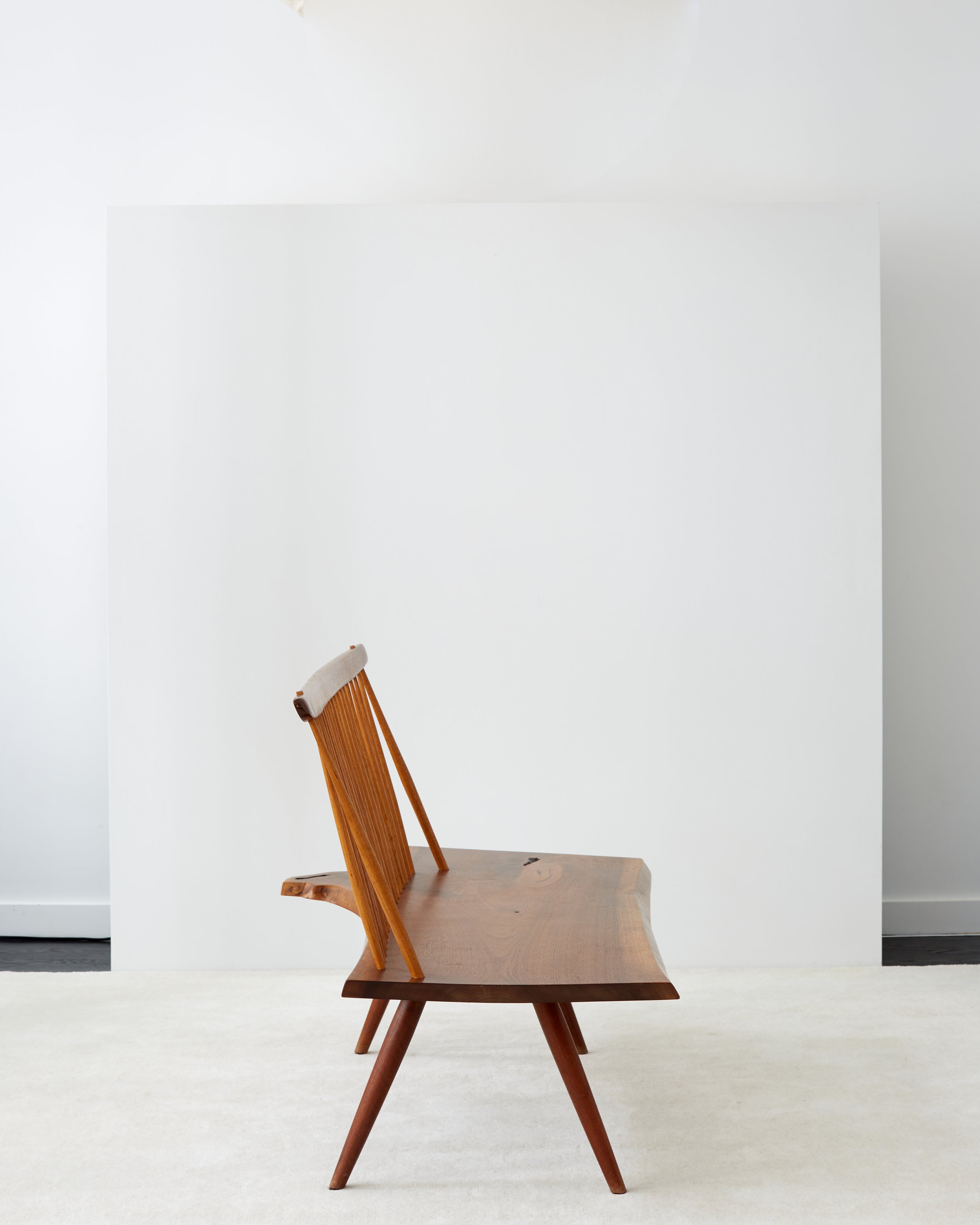 george_nakashima_conoid_bench 12.jpg