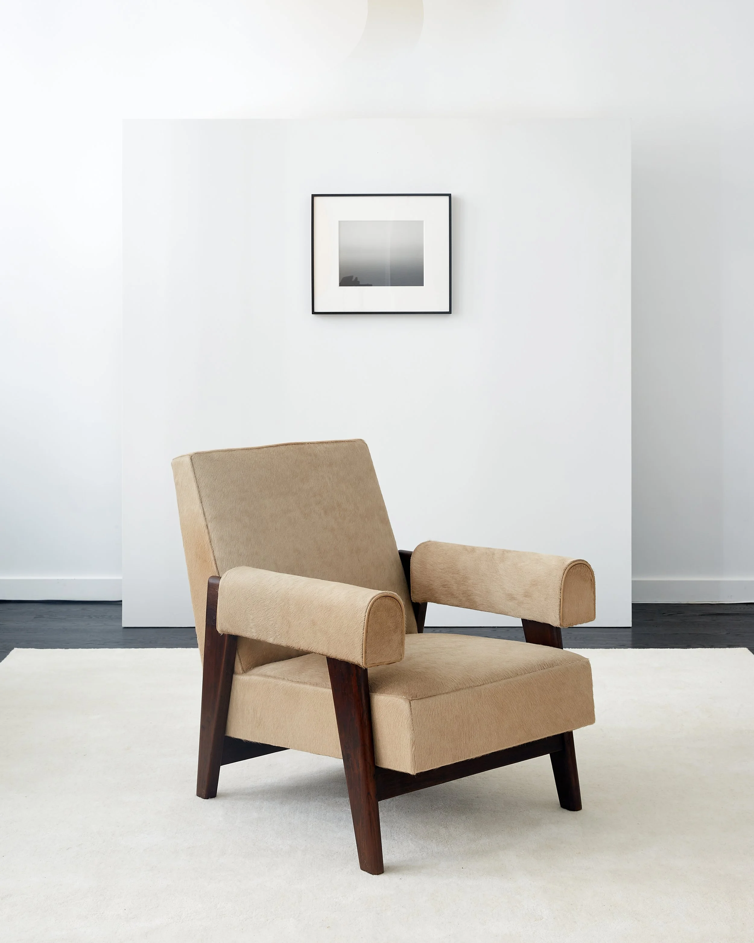 pierre_jeanneret_le_corbusier_upholstered_sofa_set_hide_high_court_bridge_leg 11.jpg
