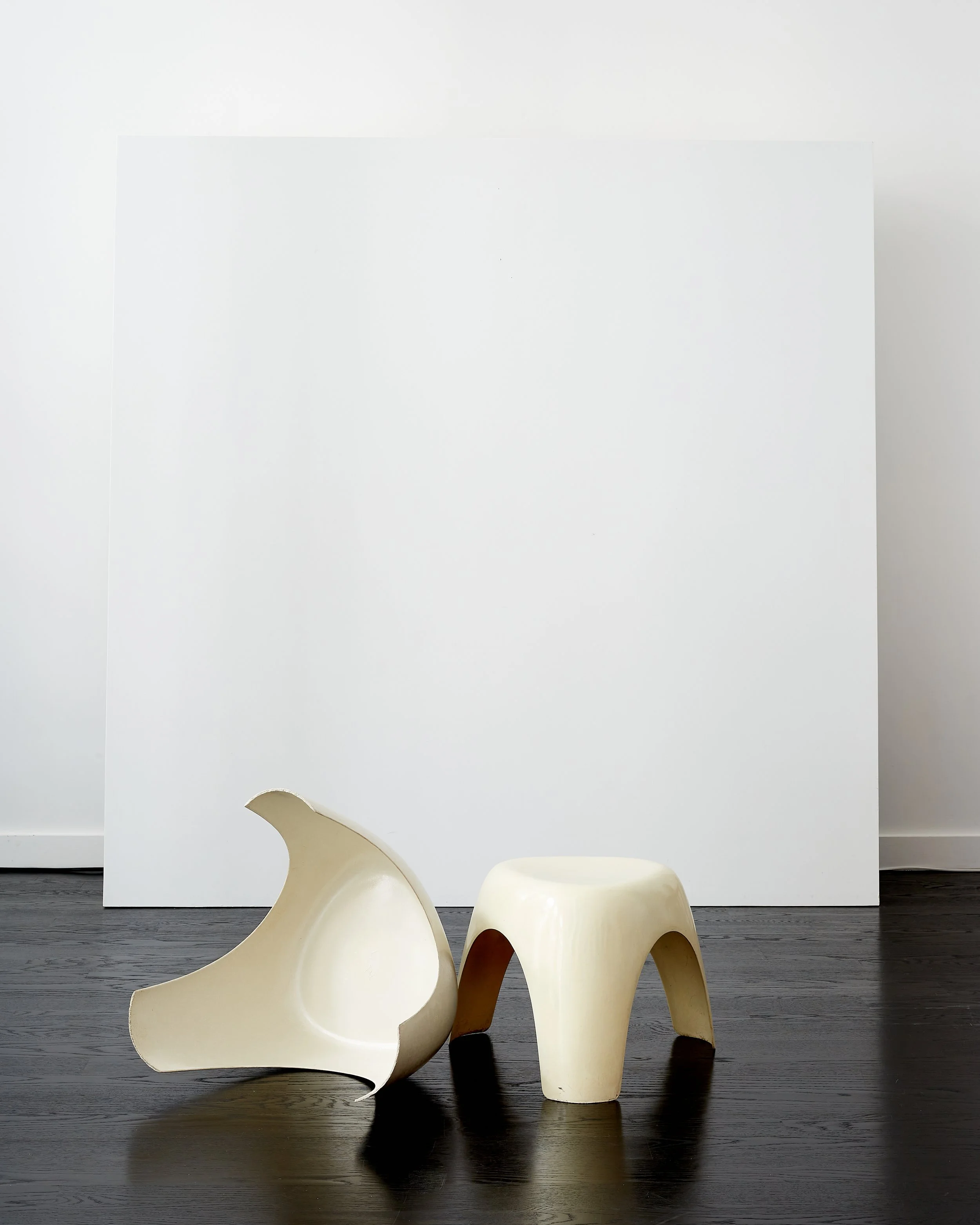 Sori_Yanagi_Ivory_Elephant_Stools_Kotobuki 3.jpg