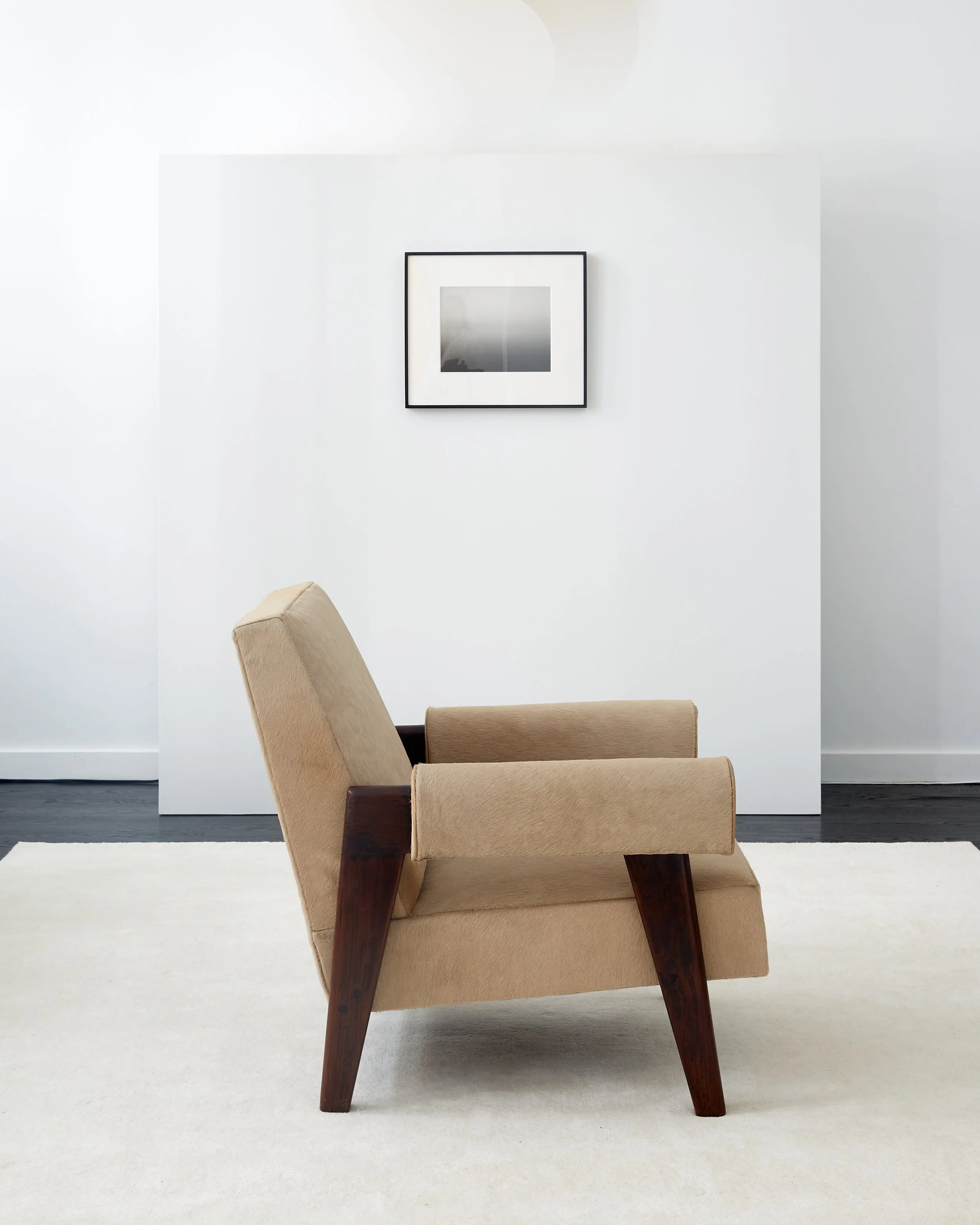 pierre_jeanneret_le_corbusier_upholstered_sofa_set_hide_high_court_bridge_leg 10.jpg