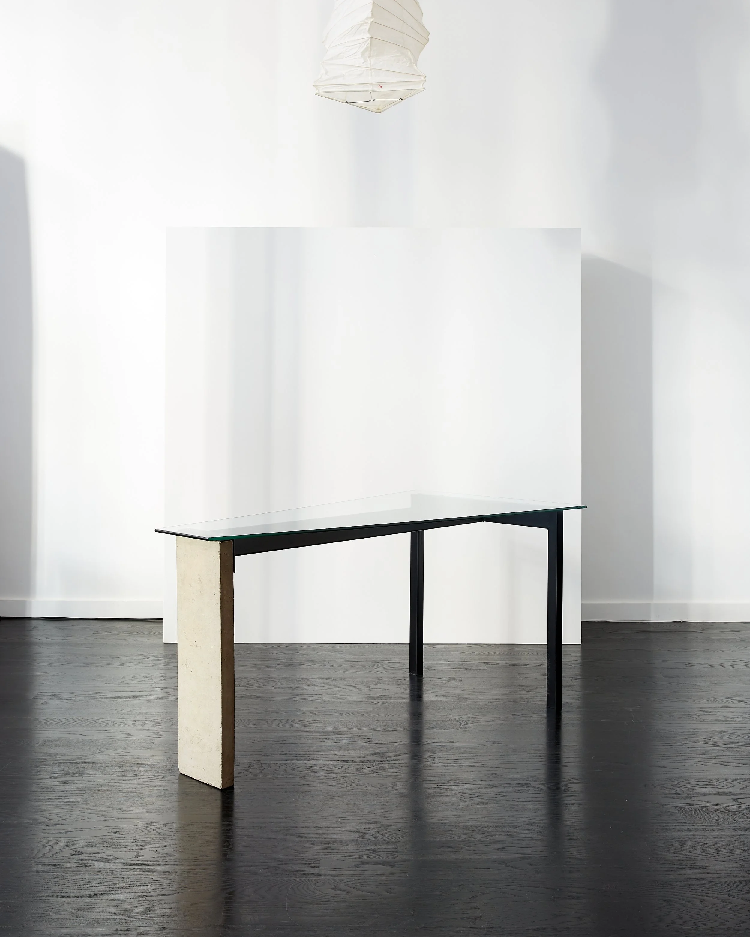 Jonas_Bohlin_Concrete_Table_Desk_Källemo_1984 1.jpg