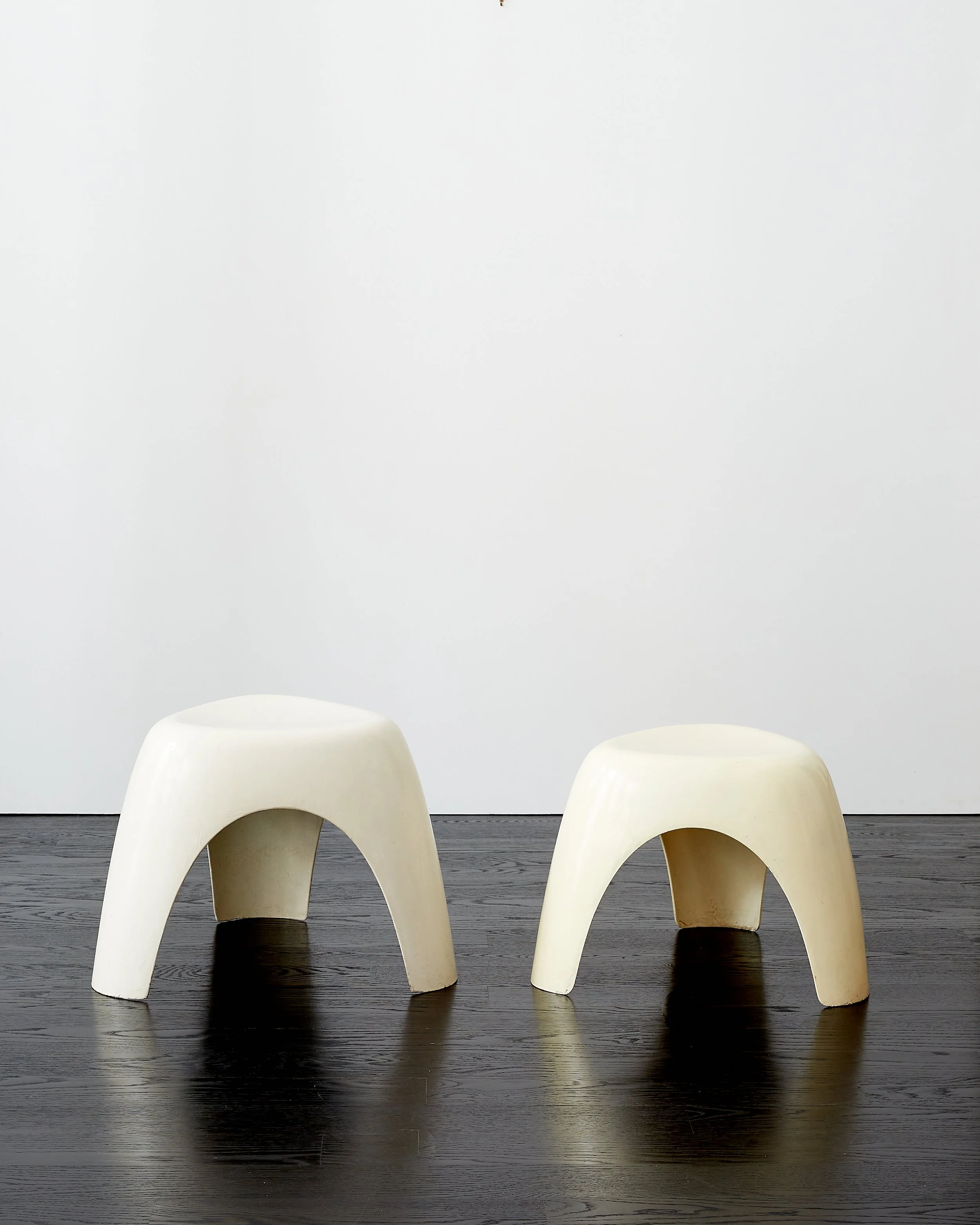 Sori_Yanagi_Ivory_Elephant_Stools_Kotobuki 1.jpg