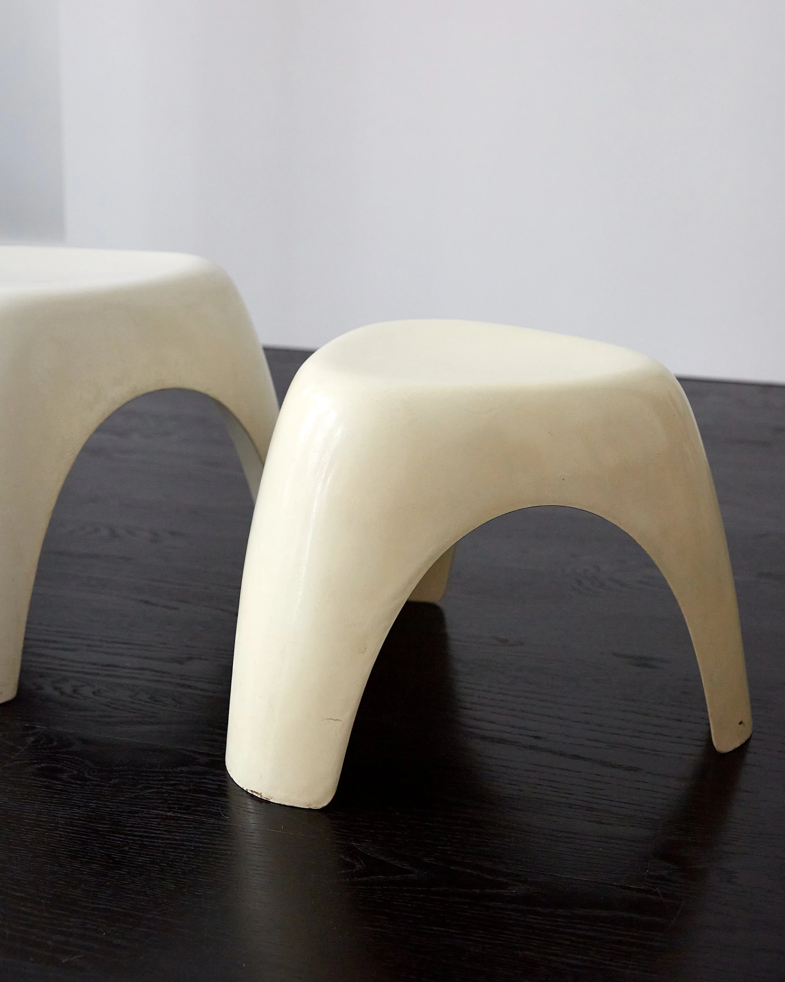 Sori_Yanagi_Ivory_Elephant_Stools_Kotobuki 6.jpg