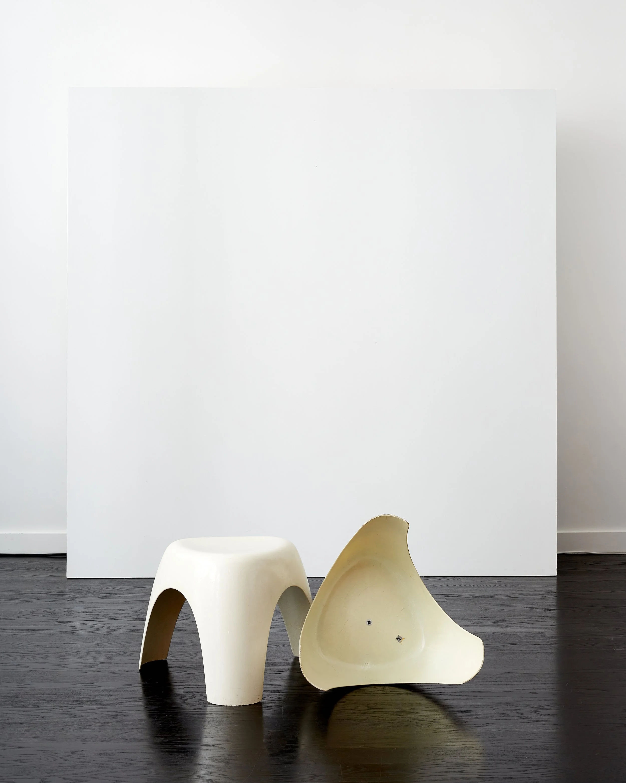 Sori_Yanagi_Ivory_Elephant_Stools_Kotobuki 5.jpg