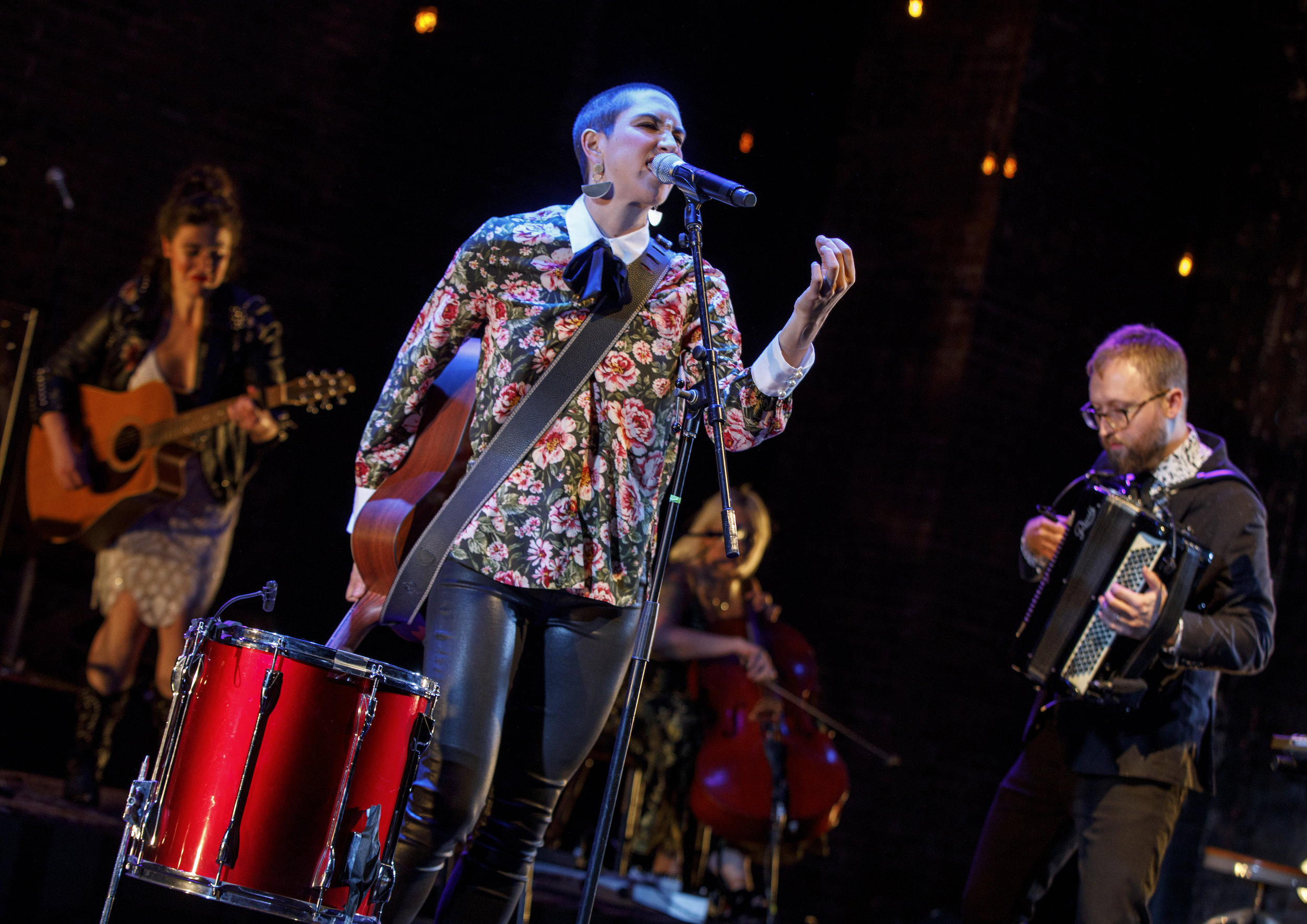 Abigail Bengson, Jo Lampert, and Shaun Bengson in HUNDRED DAYS at New York Theatre Workshop, Photo by Joan Marcus.jpg