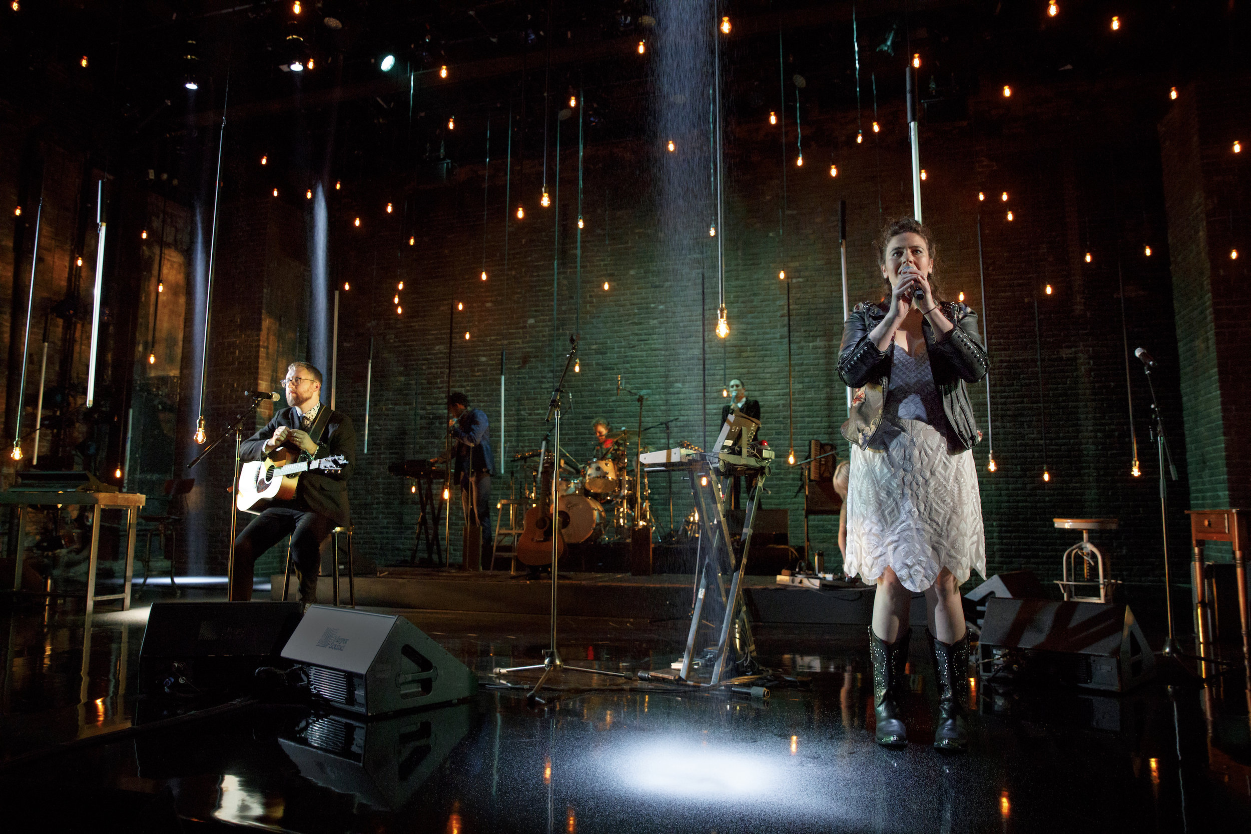 Shaun and Abigail Bengson in HUNDRED DAYS at New York Theatre Workshop, Photo by Joan Marcus.jpg