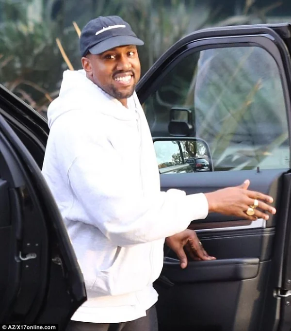 kanyesmile.jpg